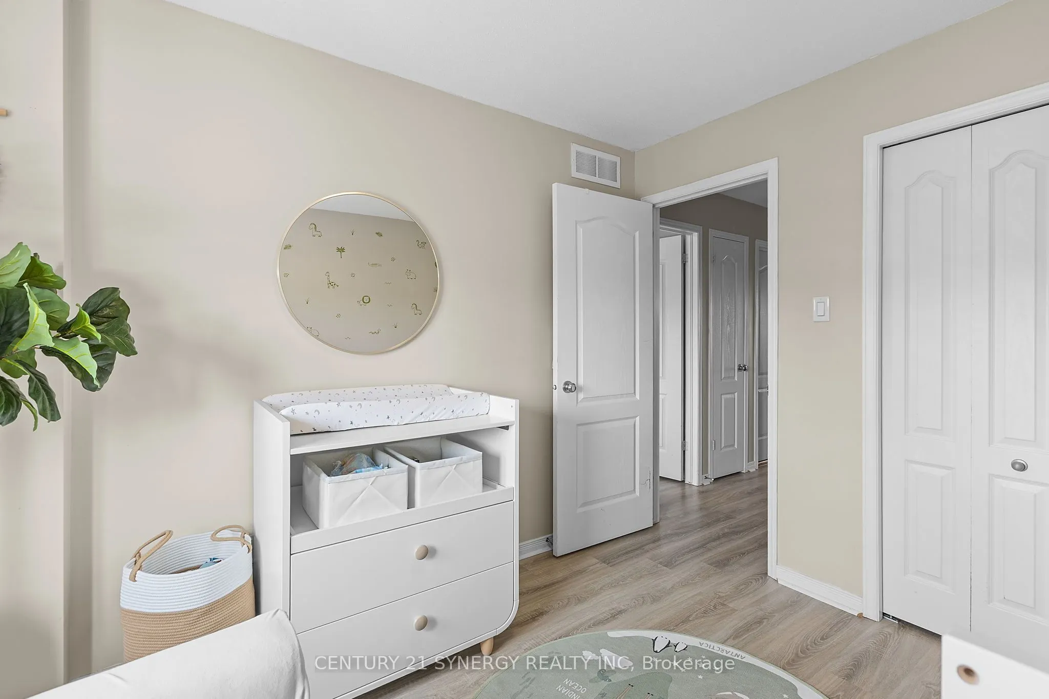 1790 Plainridge Crescent