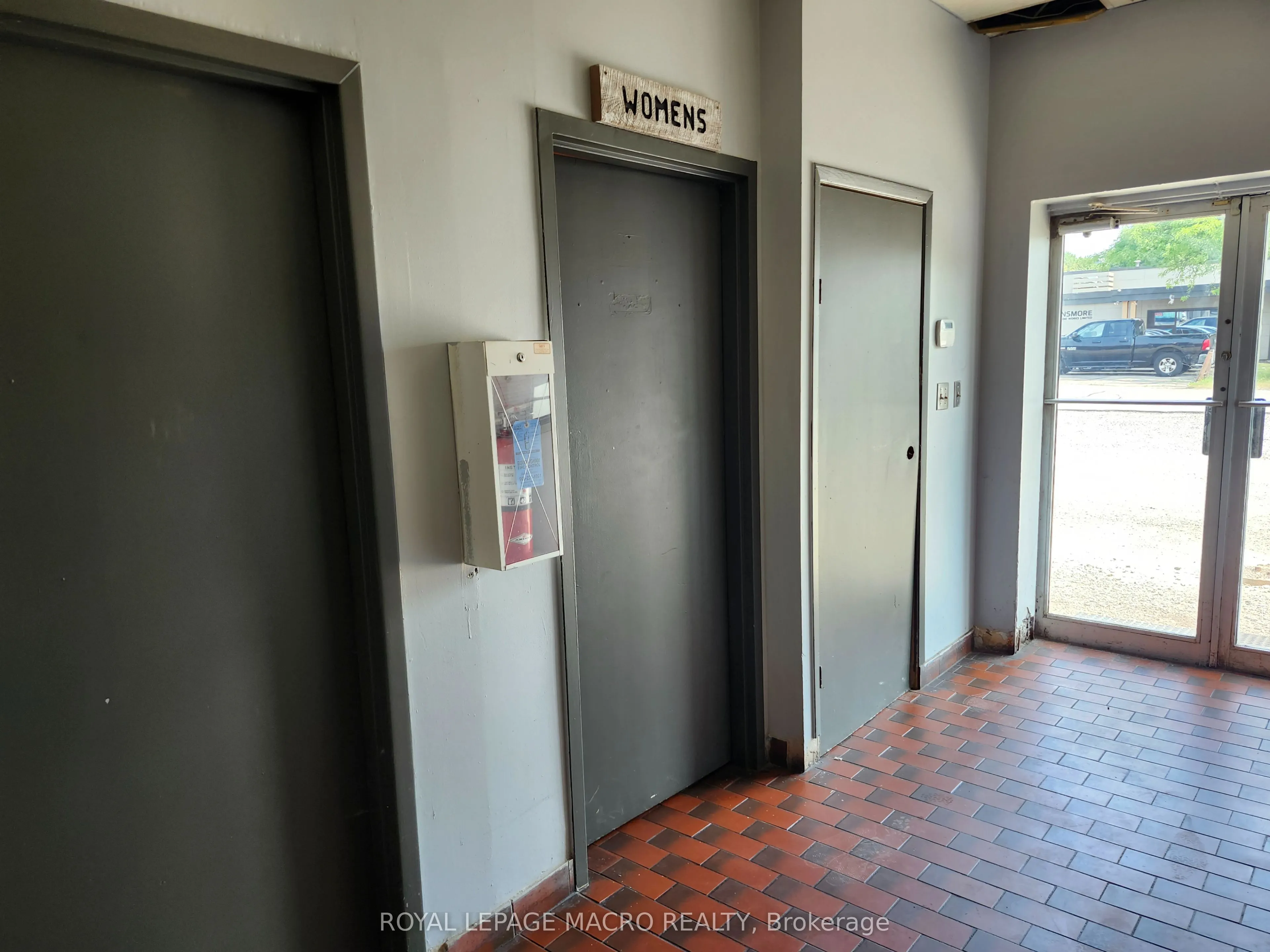 49 Scott Street W, #A