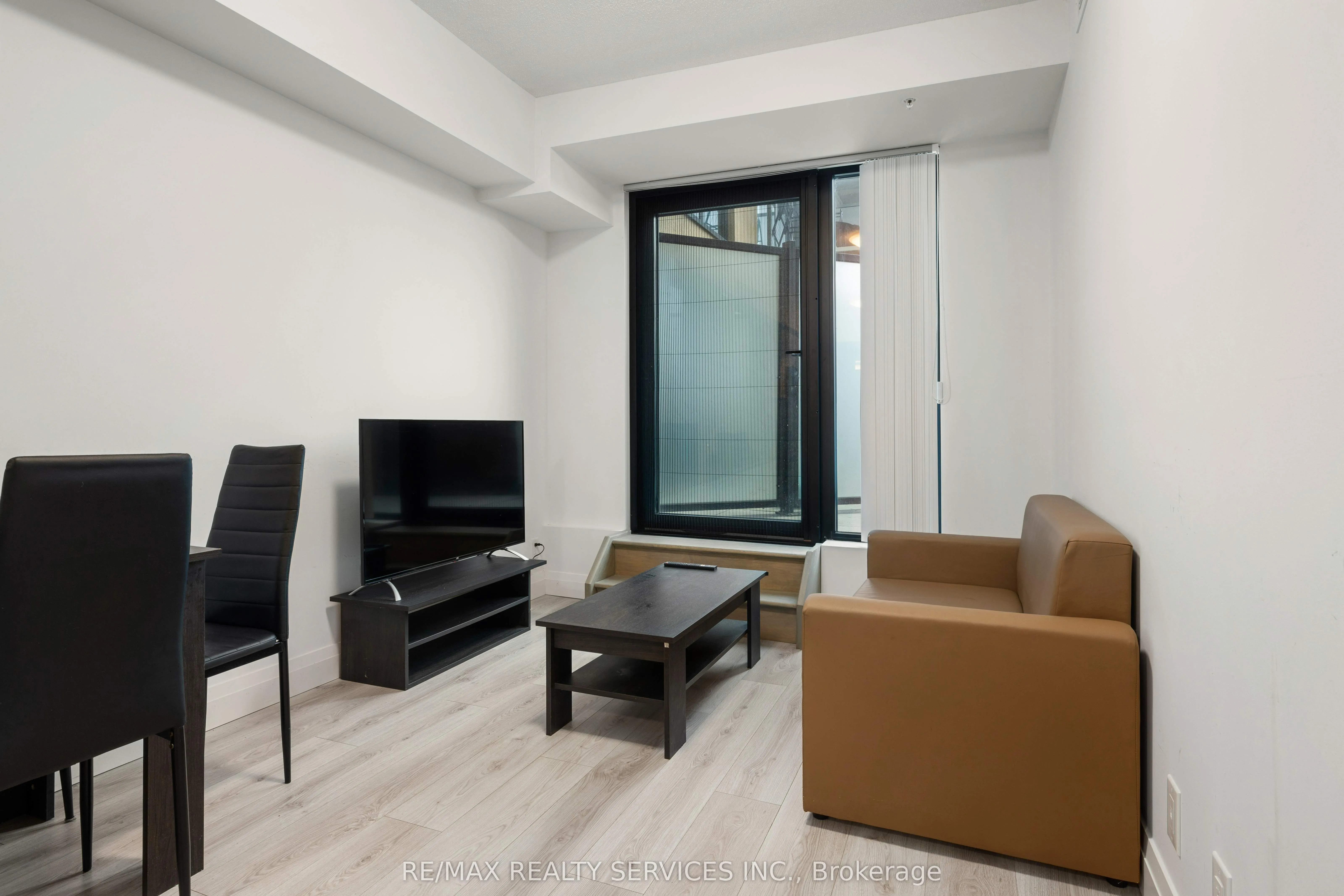 652 Princess Street, #522