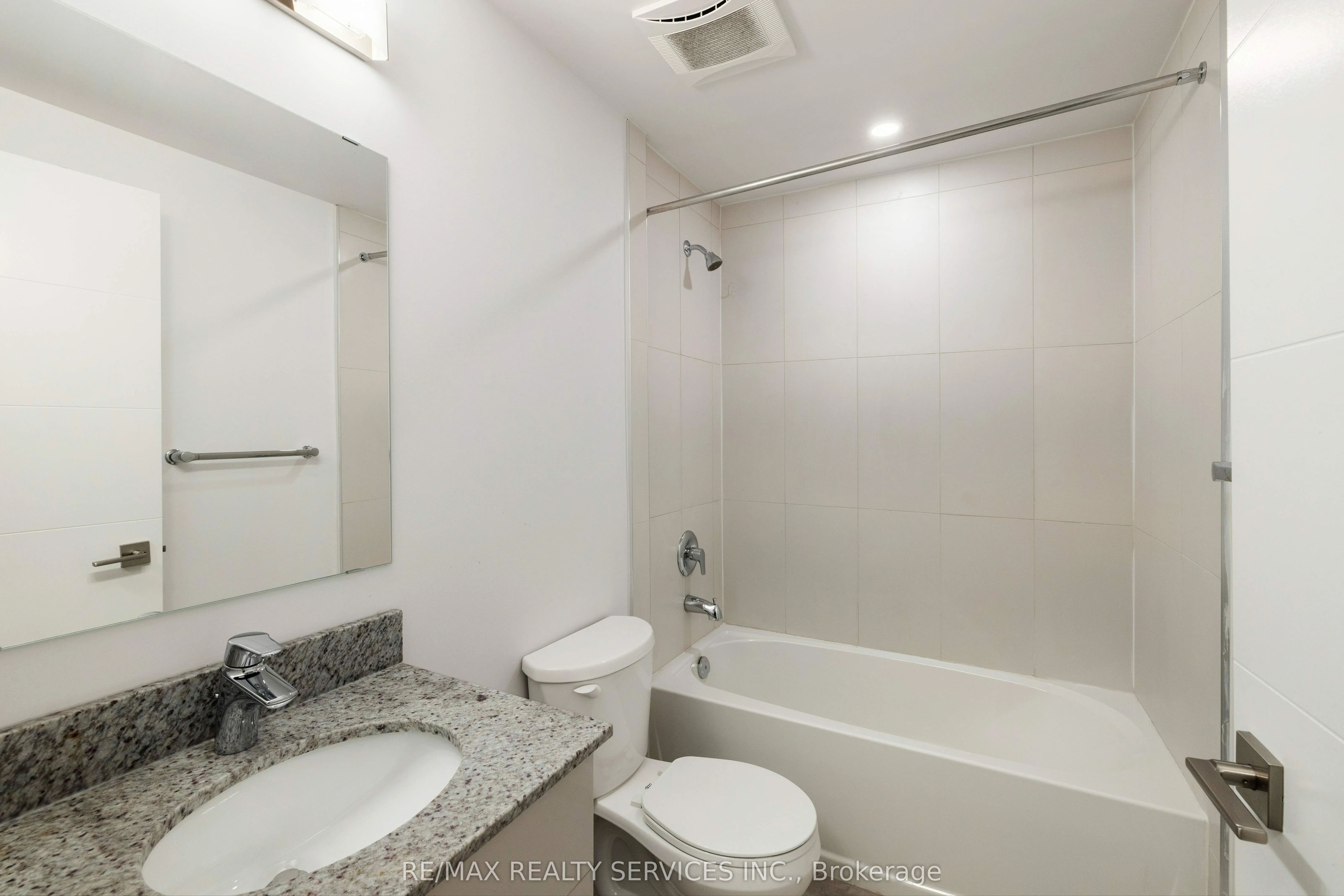 652 Princess Street, #522