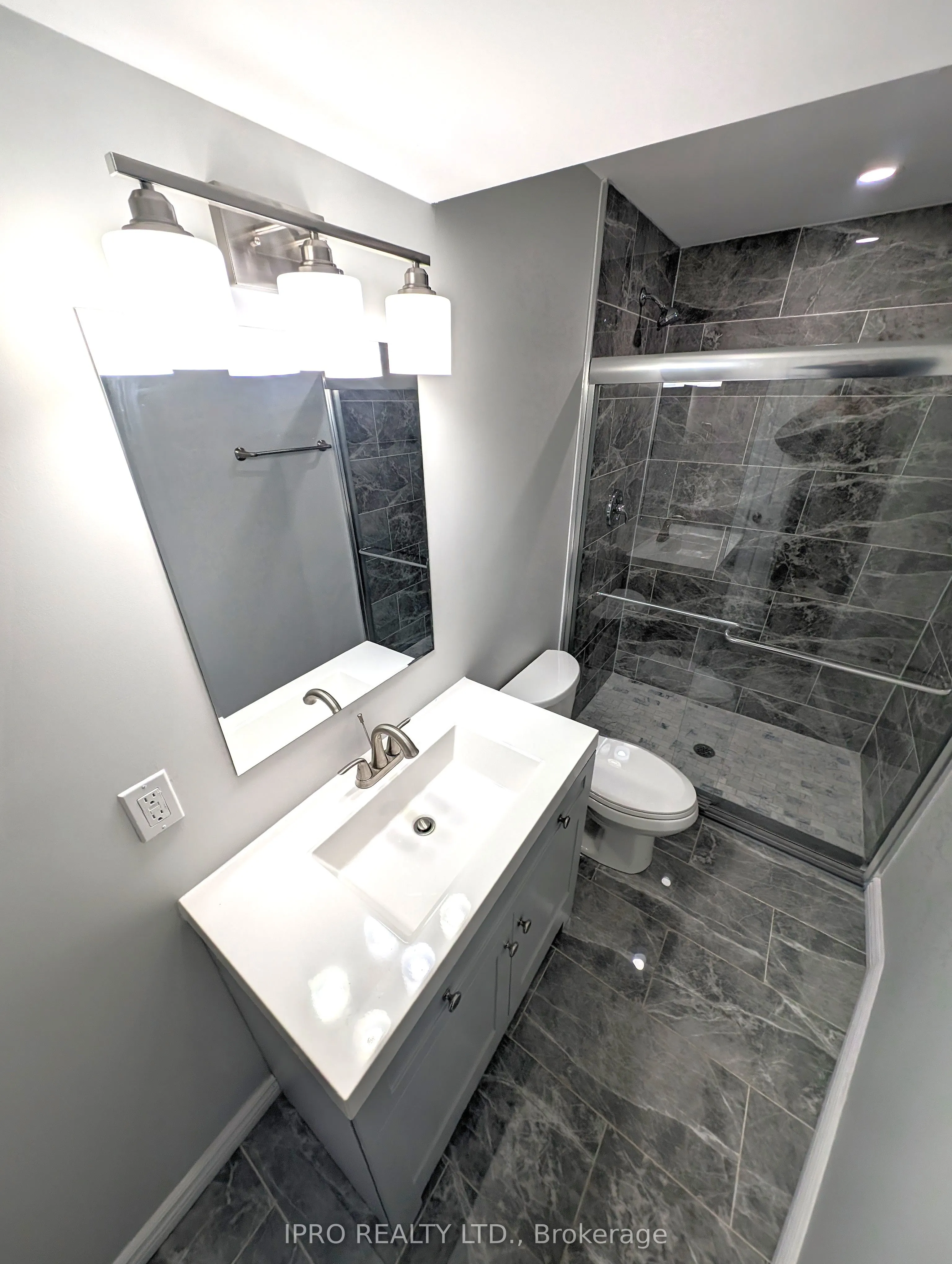 43 Wingfield Avenue, #Lower