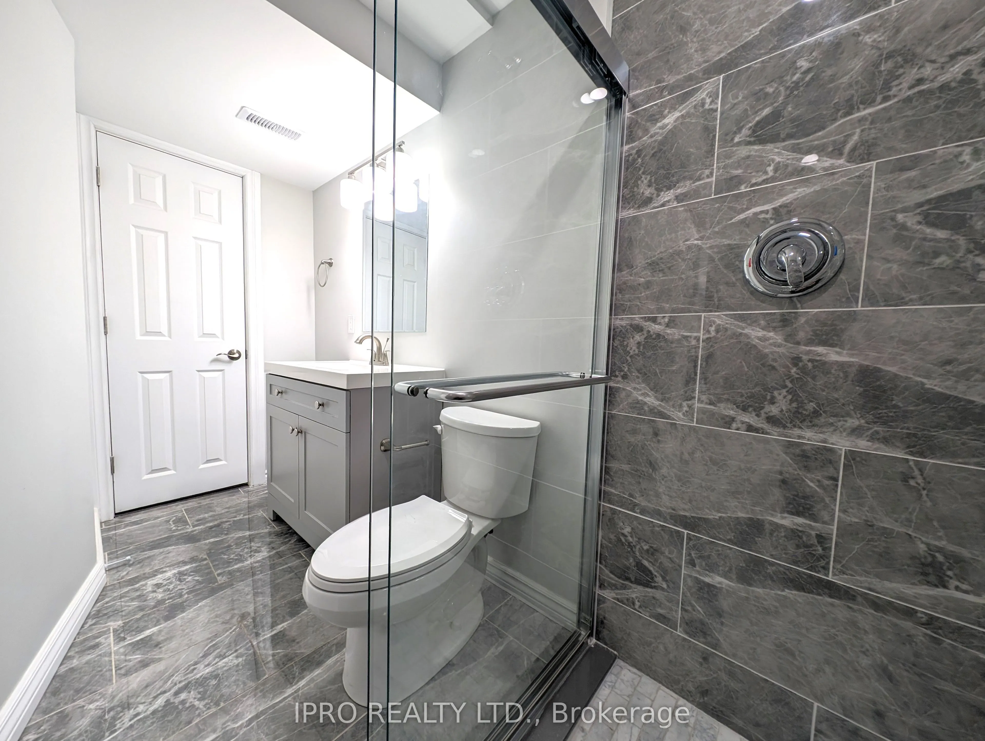 43 Wingfield Avenue, #Lower