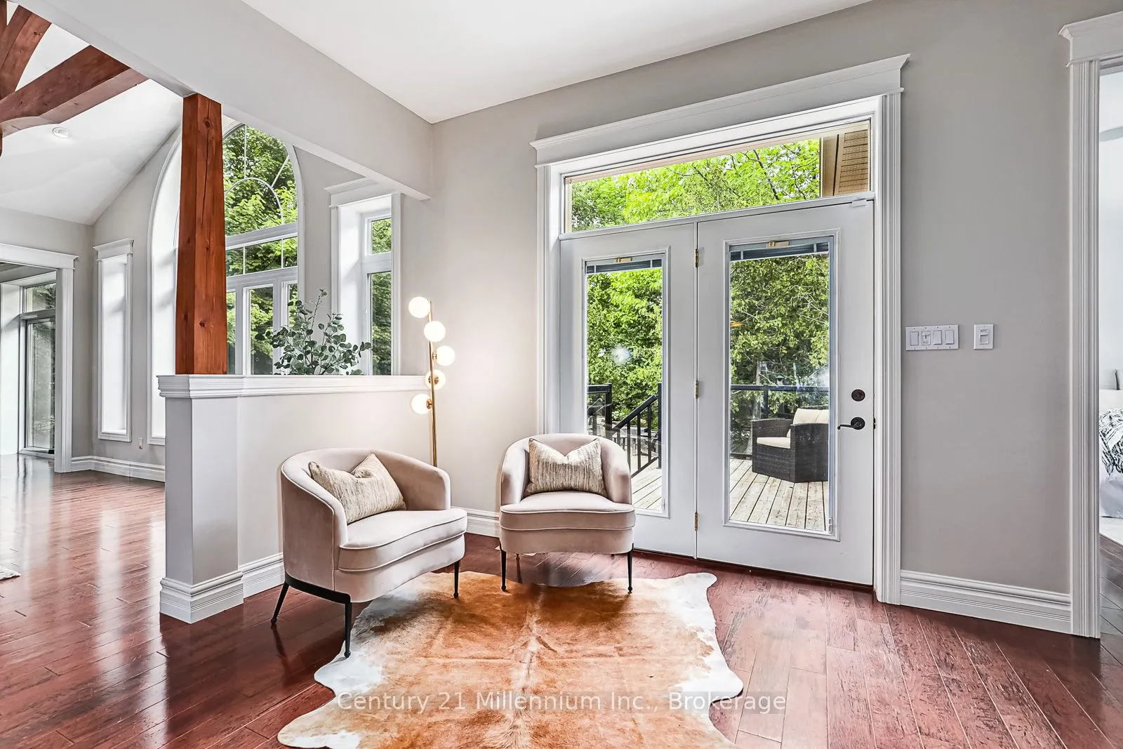 112 Cortina Crescent