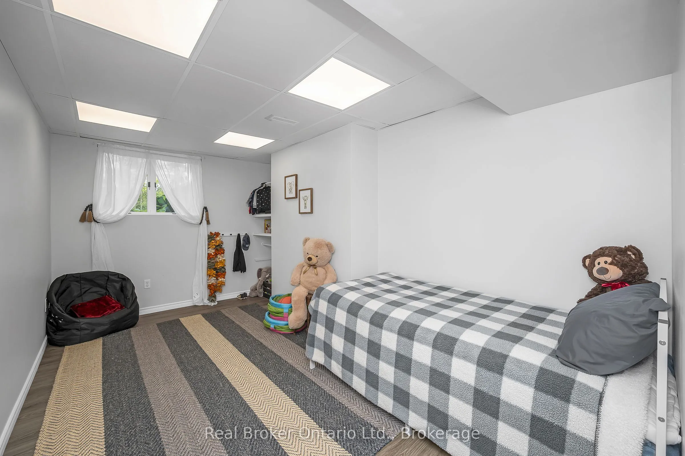 2859 Dominion Road