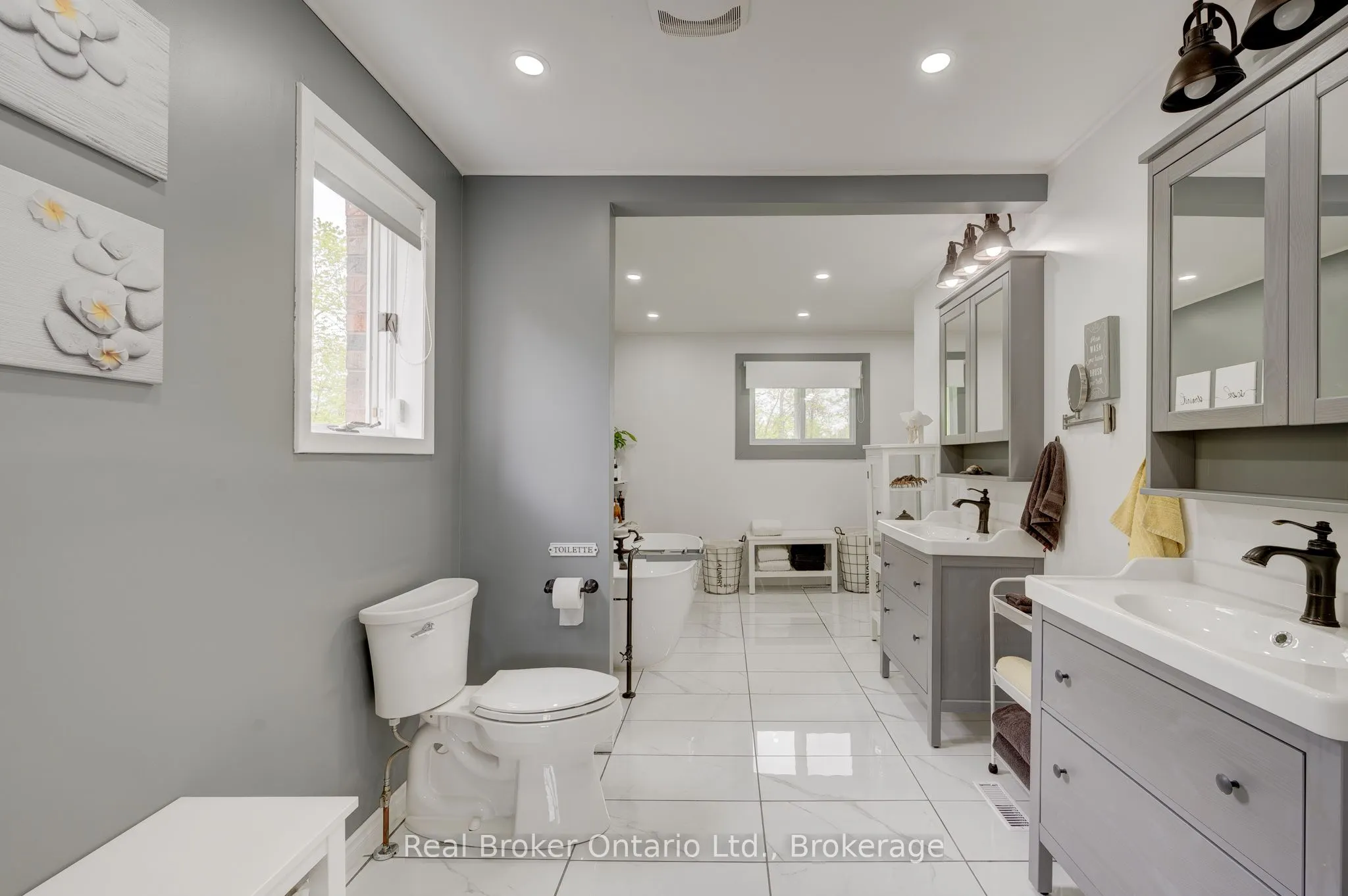 2859 Dominion Road