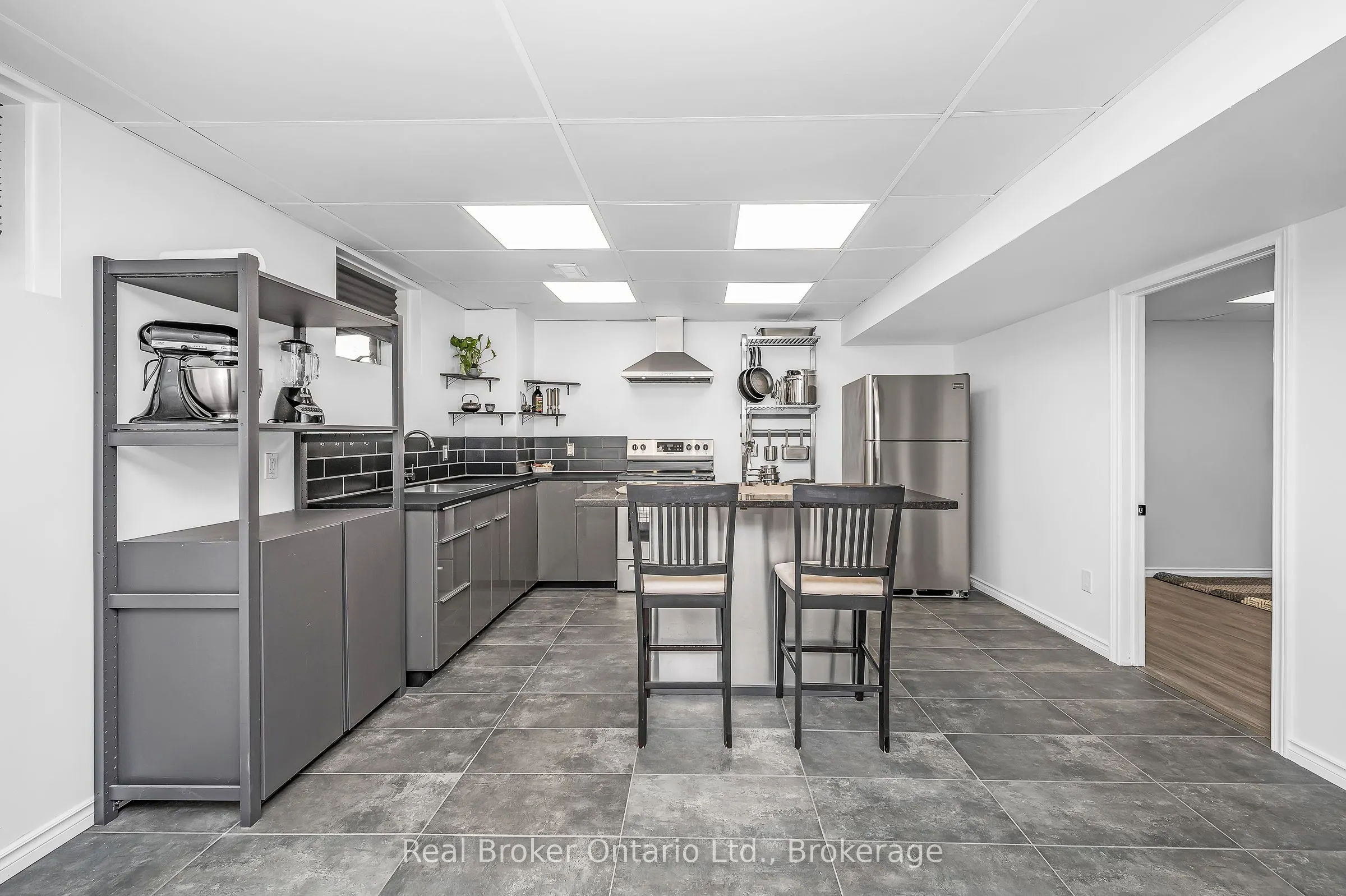 2859 Dominion Road