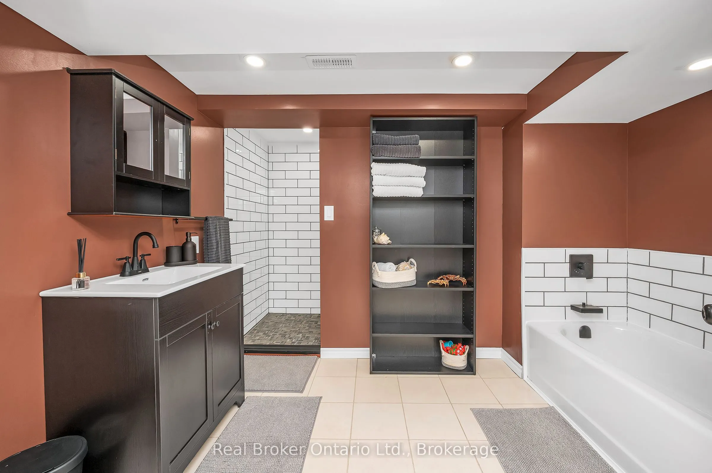 2859 Dominion Road