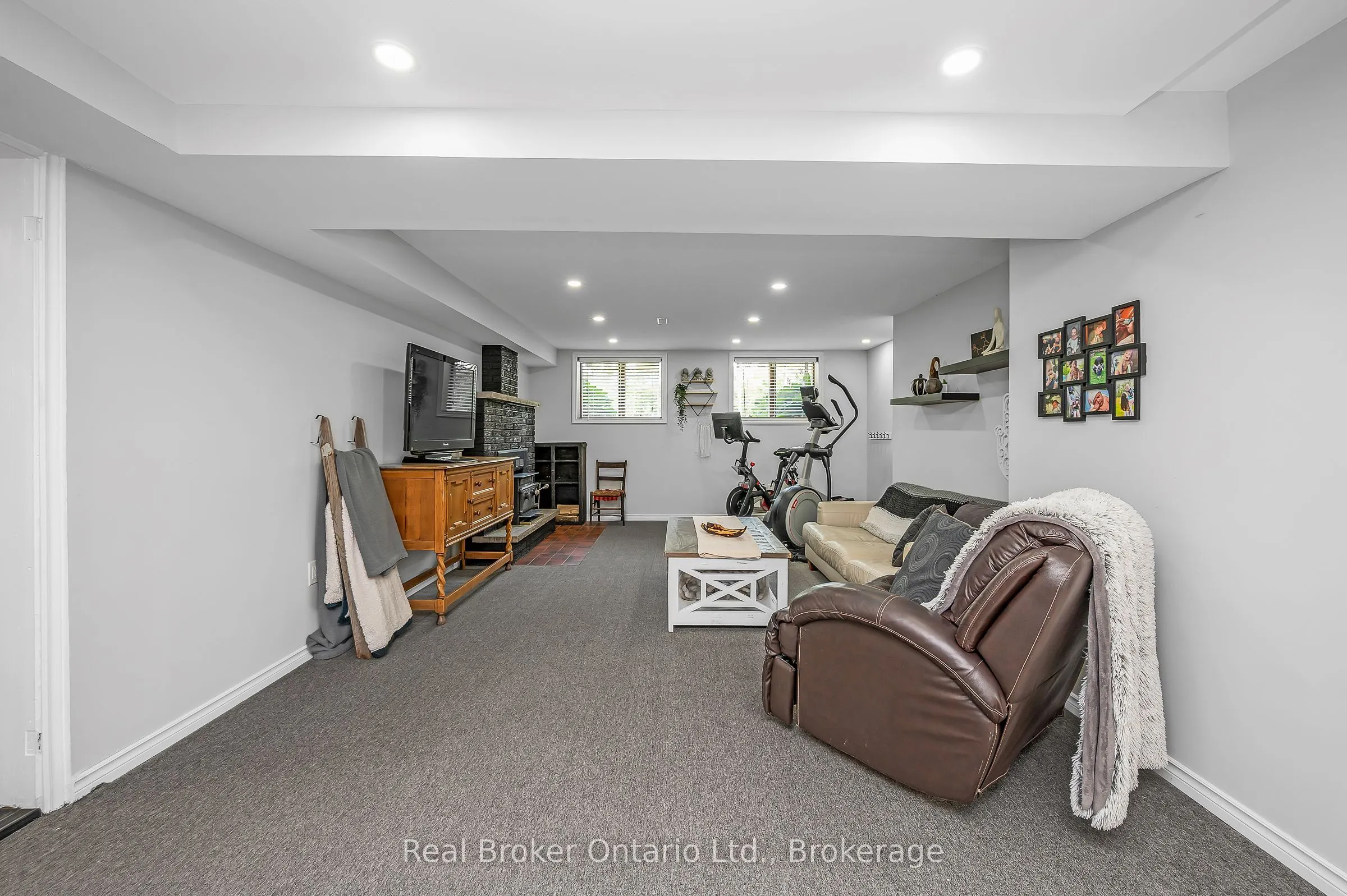 2859 Dominion Road