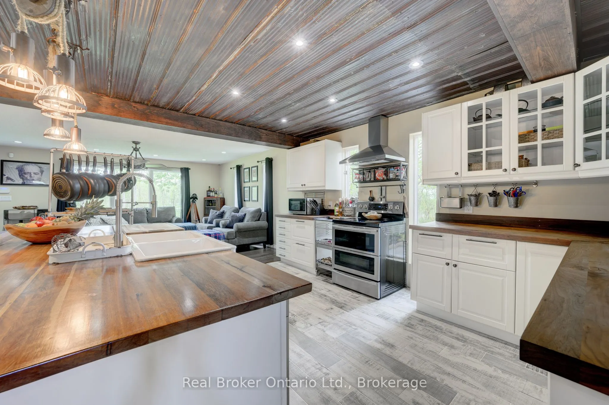 2859 Dominion Road