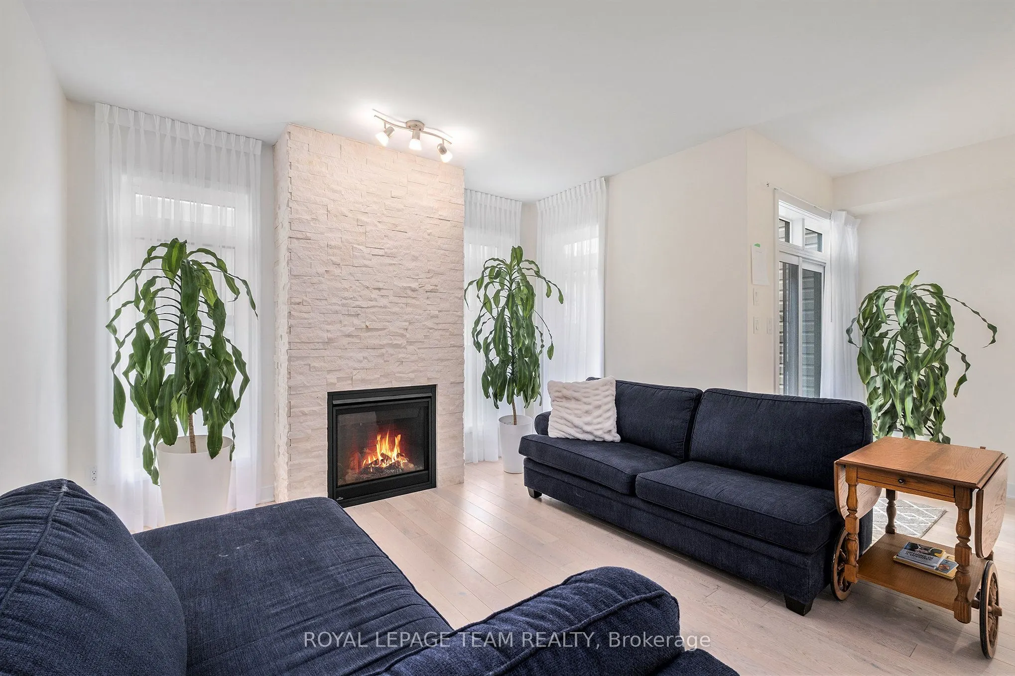 574 Triangle Street