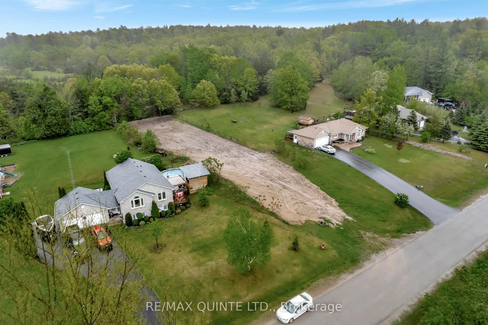 43 DEERFIELD Drive