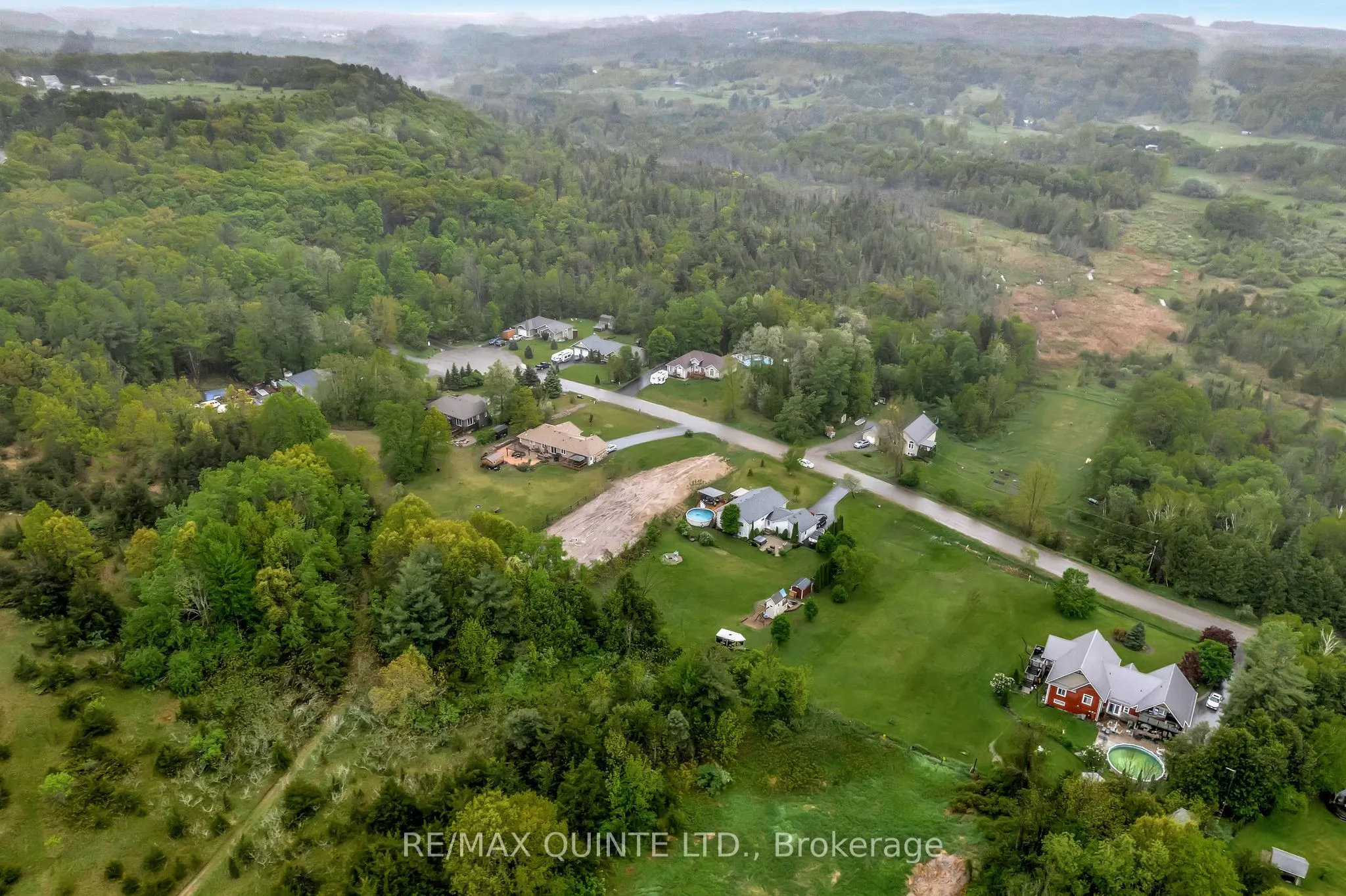 43 DEERFIELD Drive