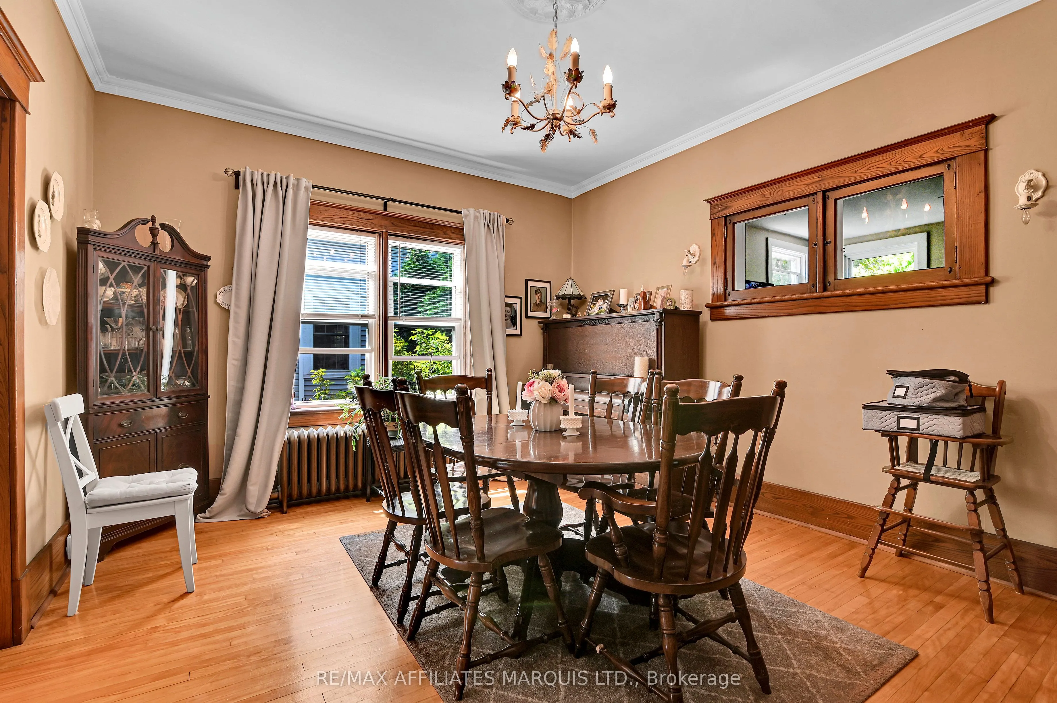 123 Fifth Street E