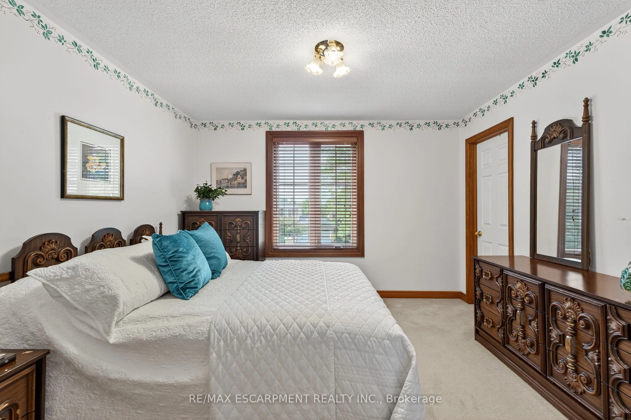 64 Summerdale Place