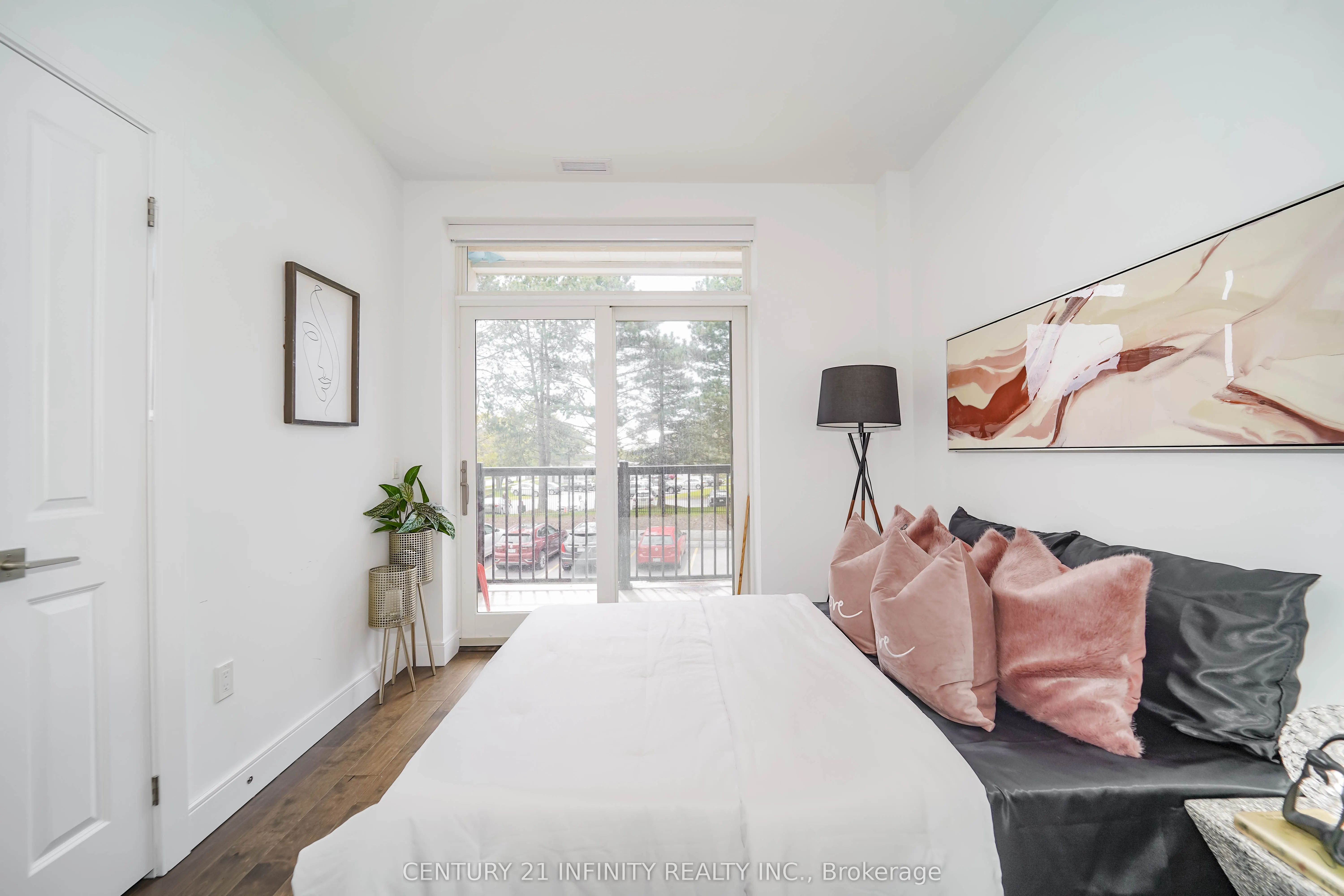 135 Orr Street, #101