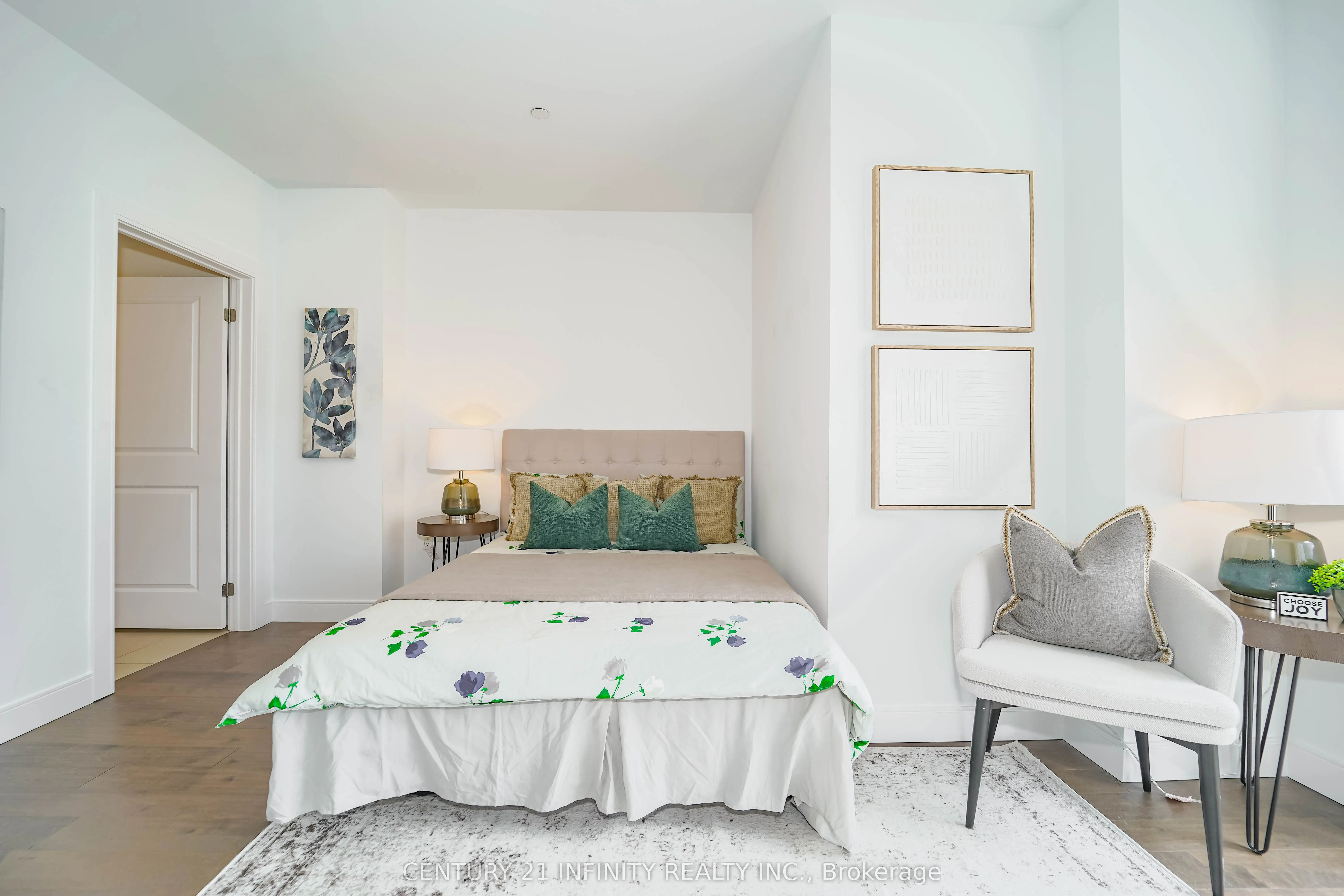 135 Orr Street, #101