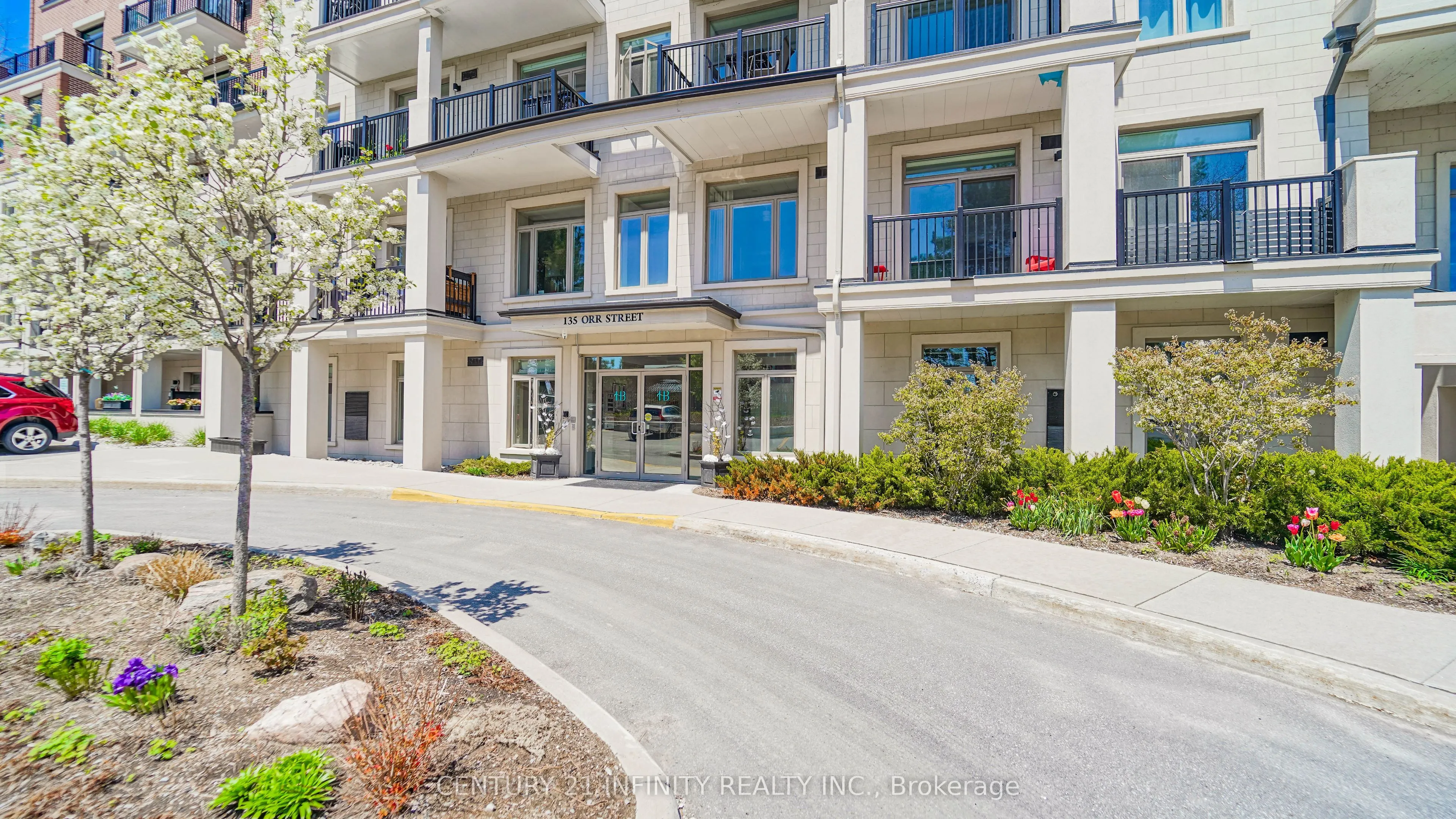 135 Orr Street, #101