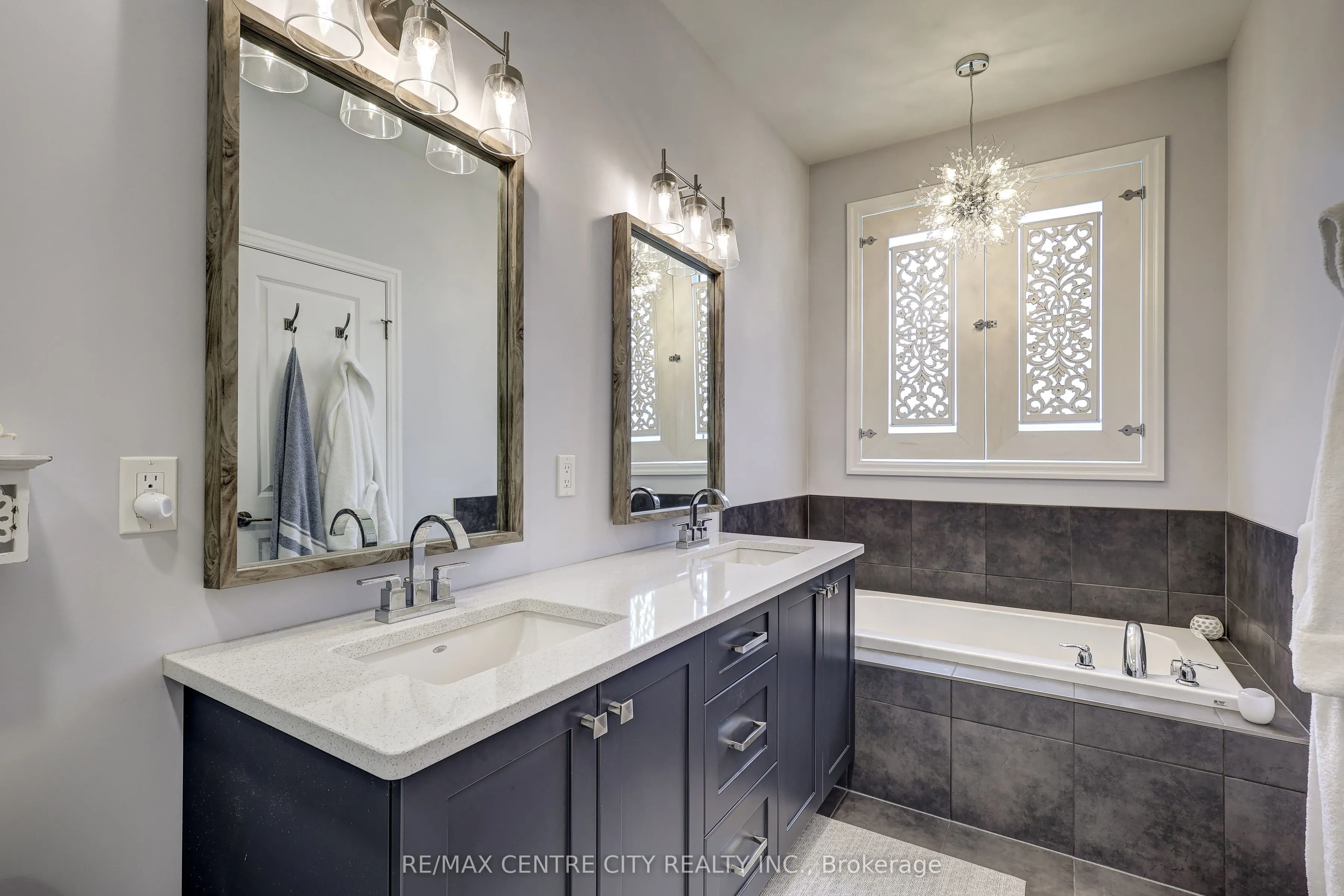 41 Honey Bend