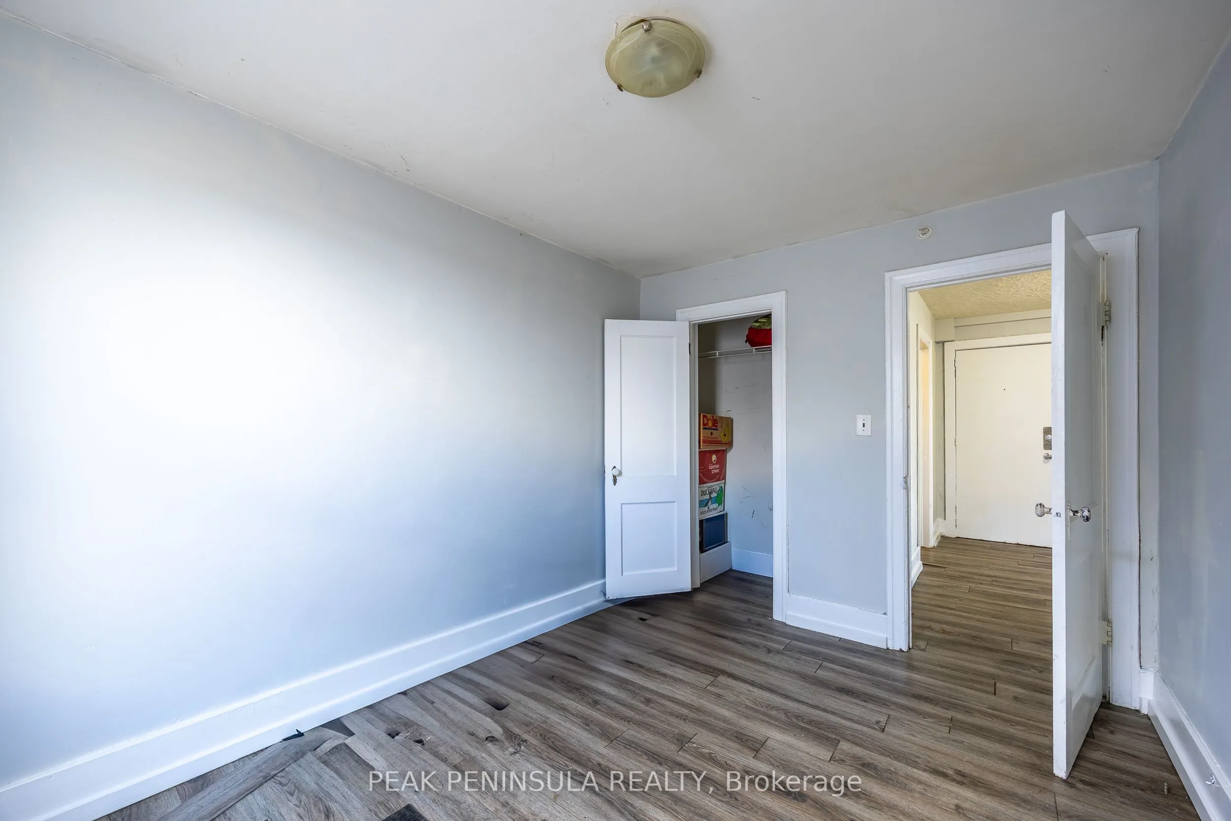 31 Water Street, #201