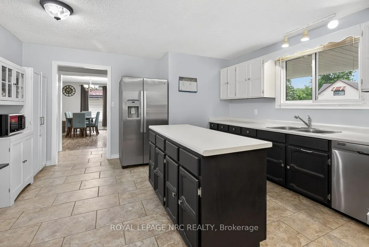 56 SANTONE Avenue