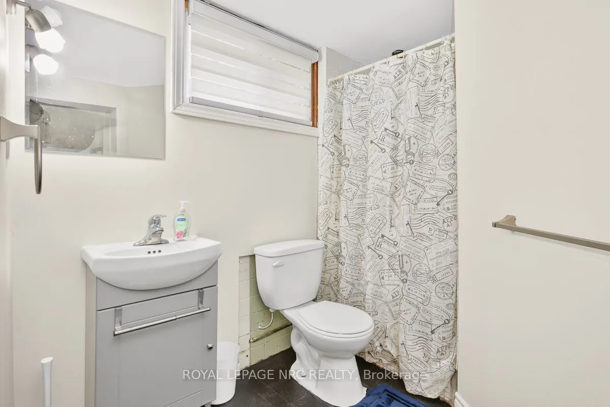 56 SANTONE Avenue
