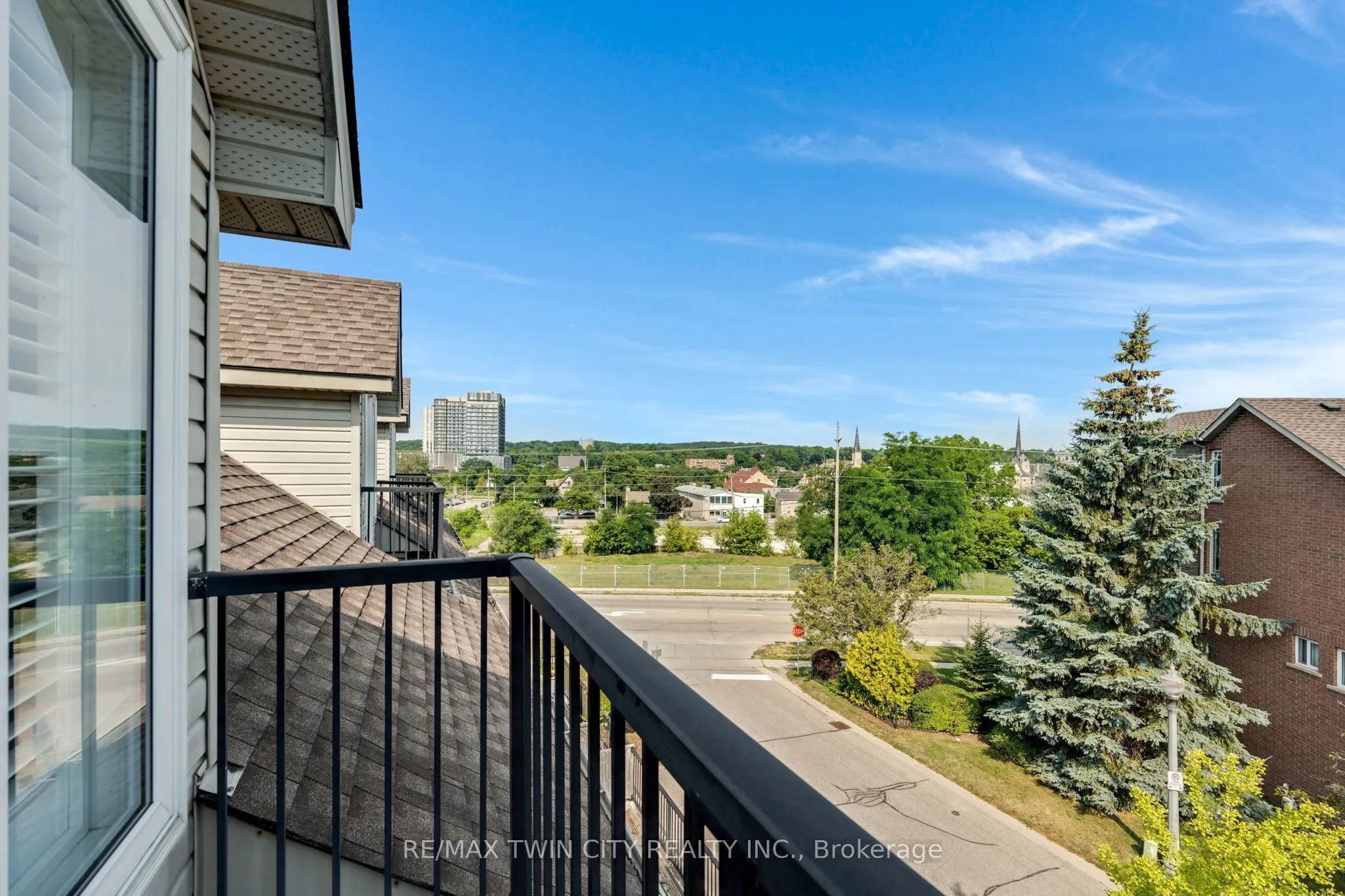 16 Bruce Street, #19