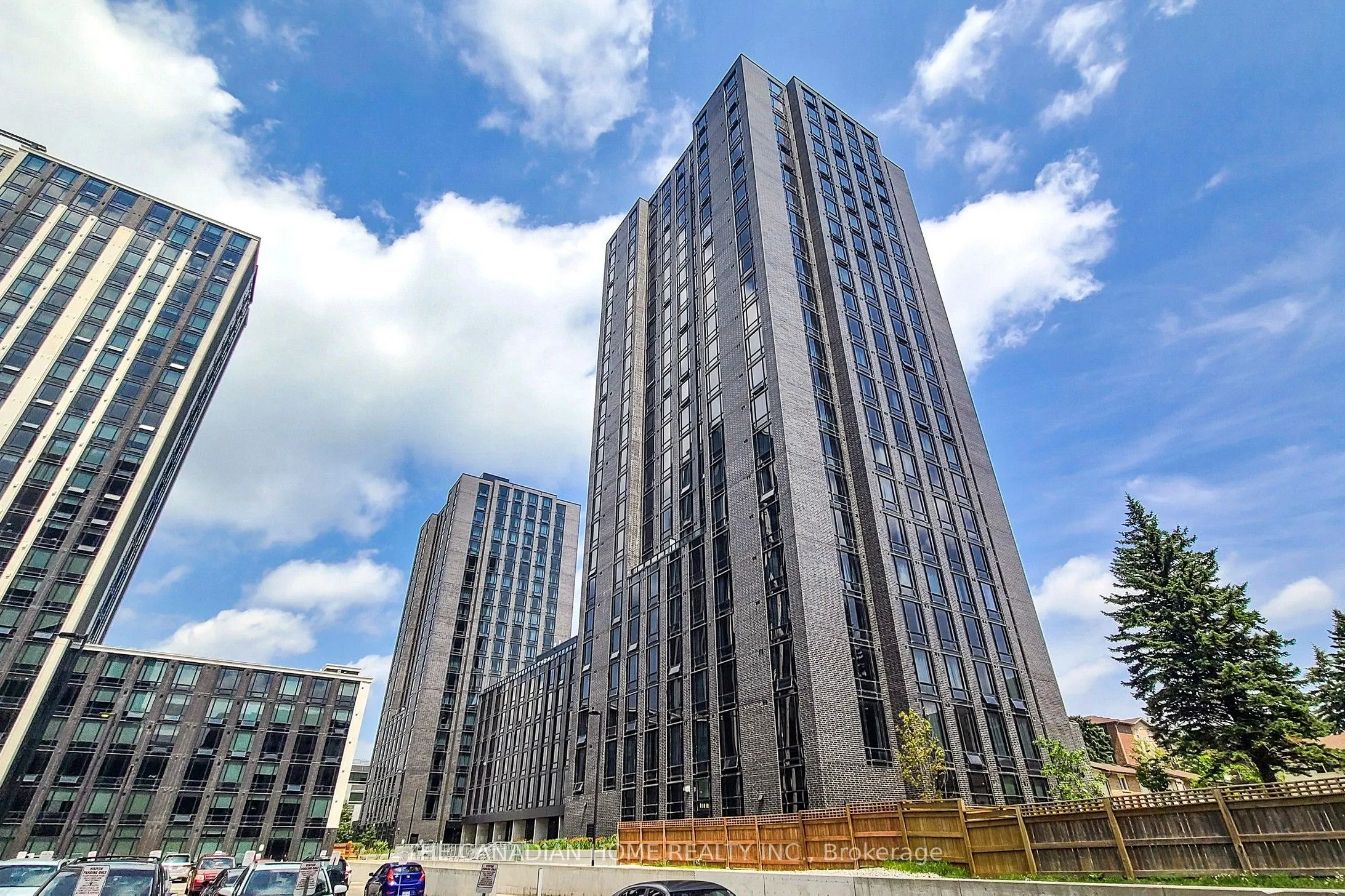 145 COLUMBIA Street W, #909
