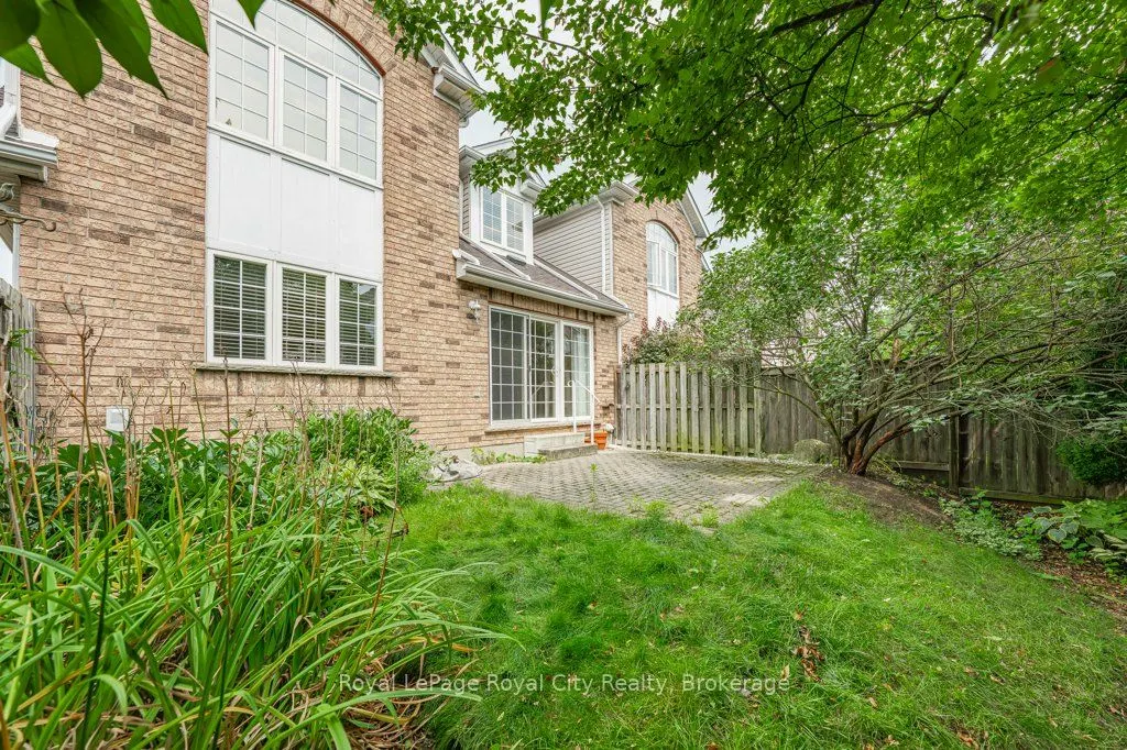 119 McArthur Crescent