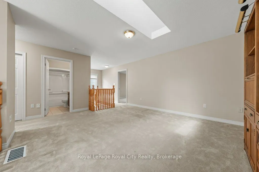 119 McArthur Crescent