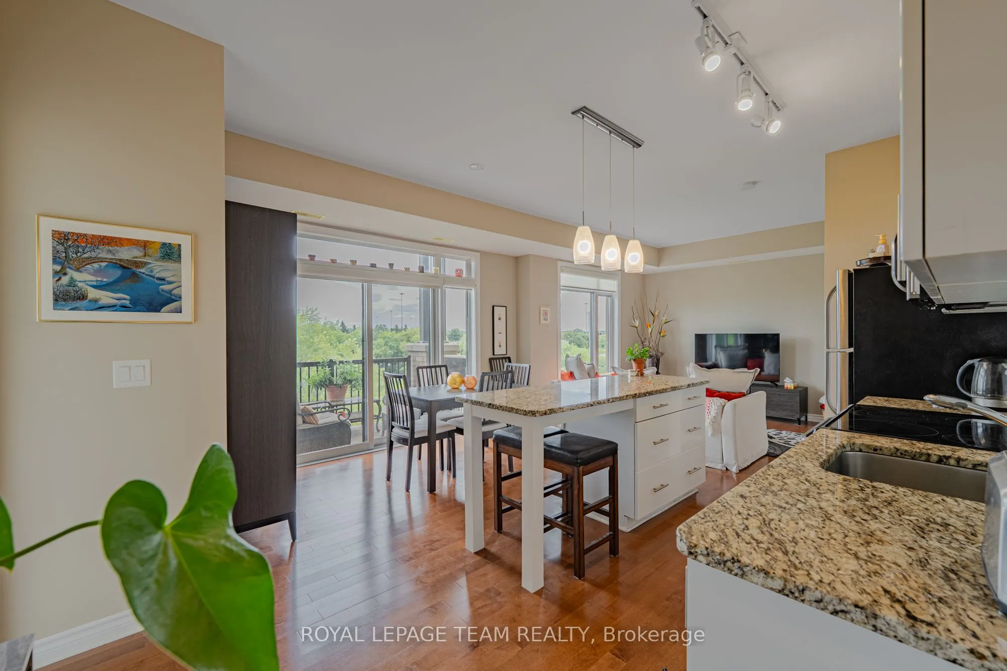 805 Beauparc Private, #304