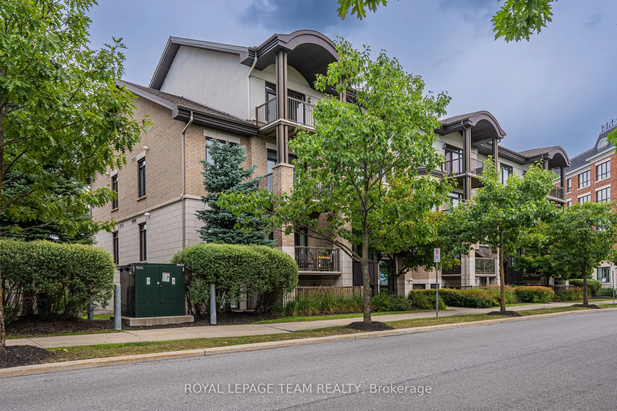 805 Beauparc Private, #304