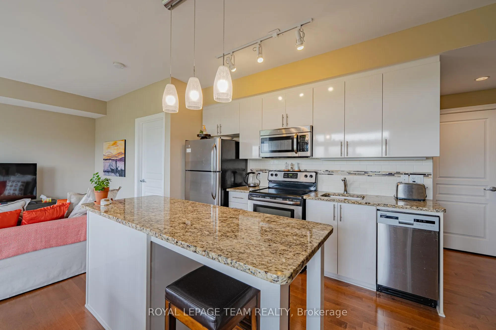 805 Beauparc Private, #304