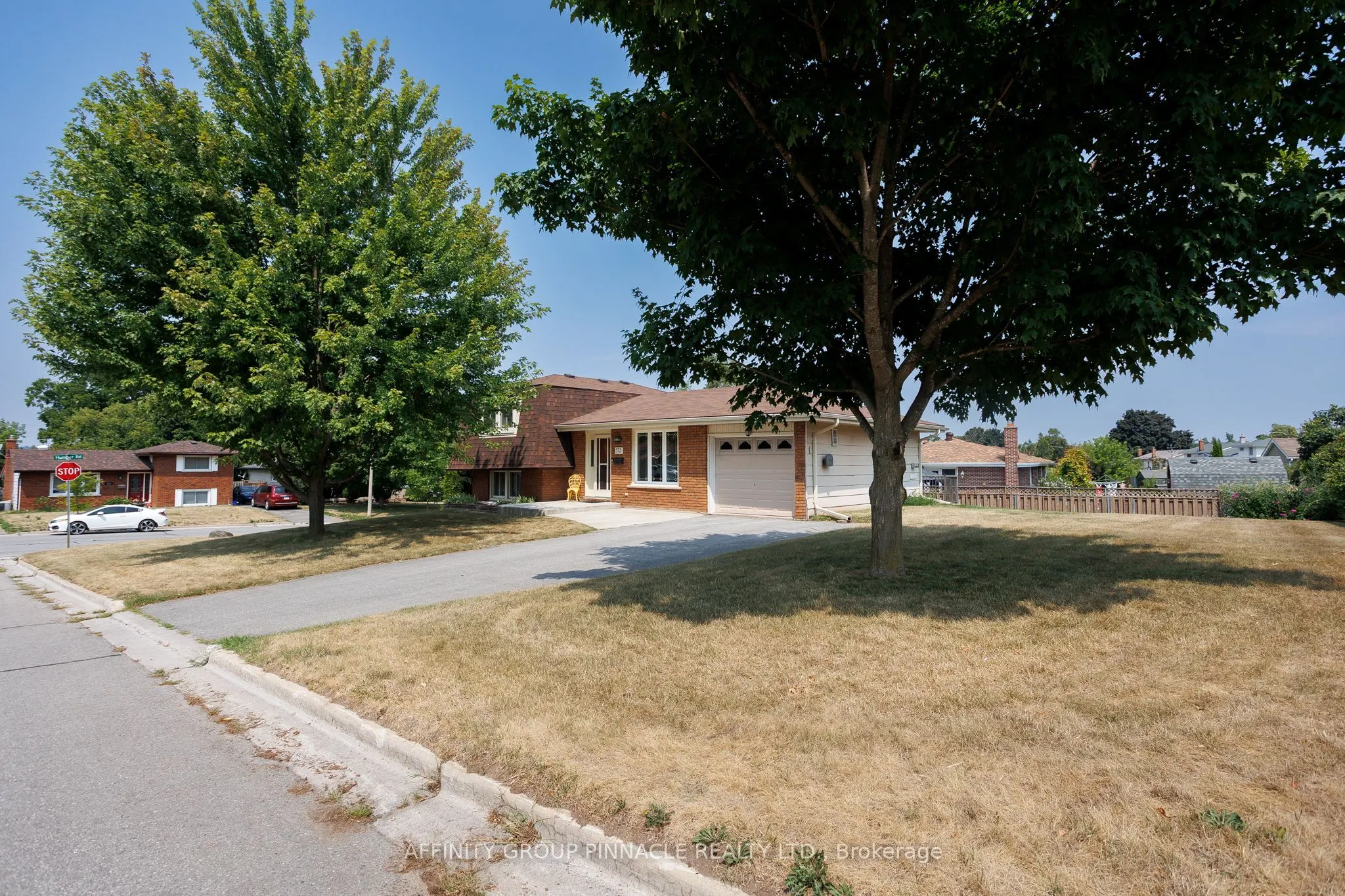 573 Saugeen Crescent