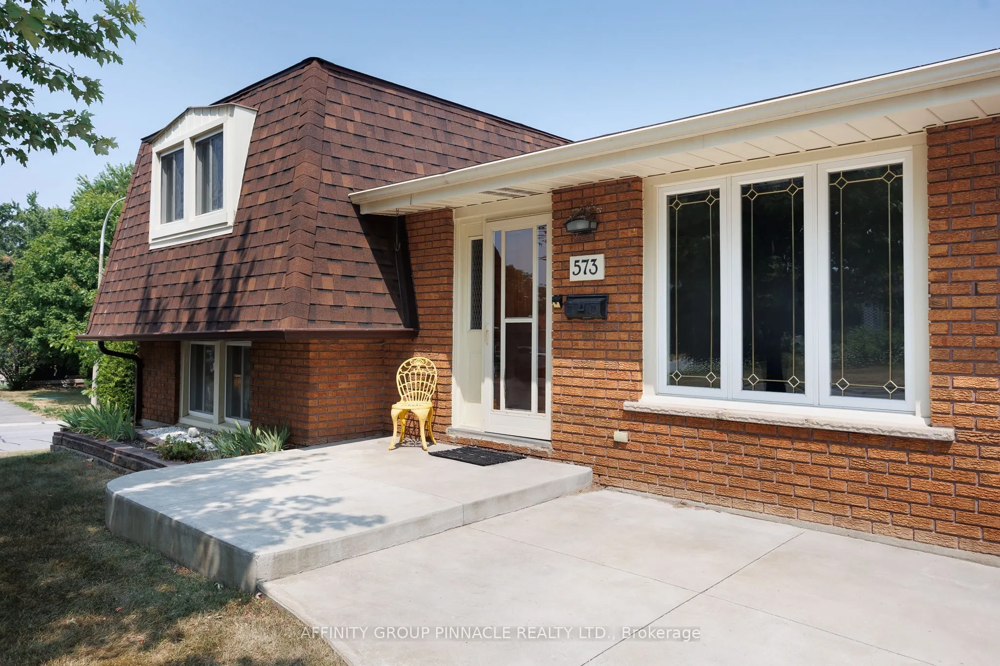 573 Saugeen Crescent