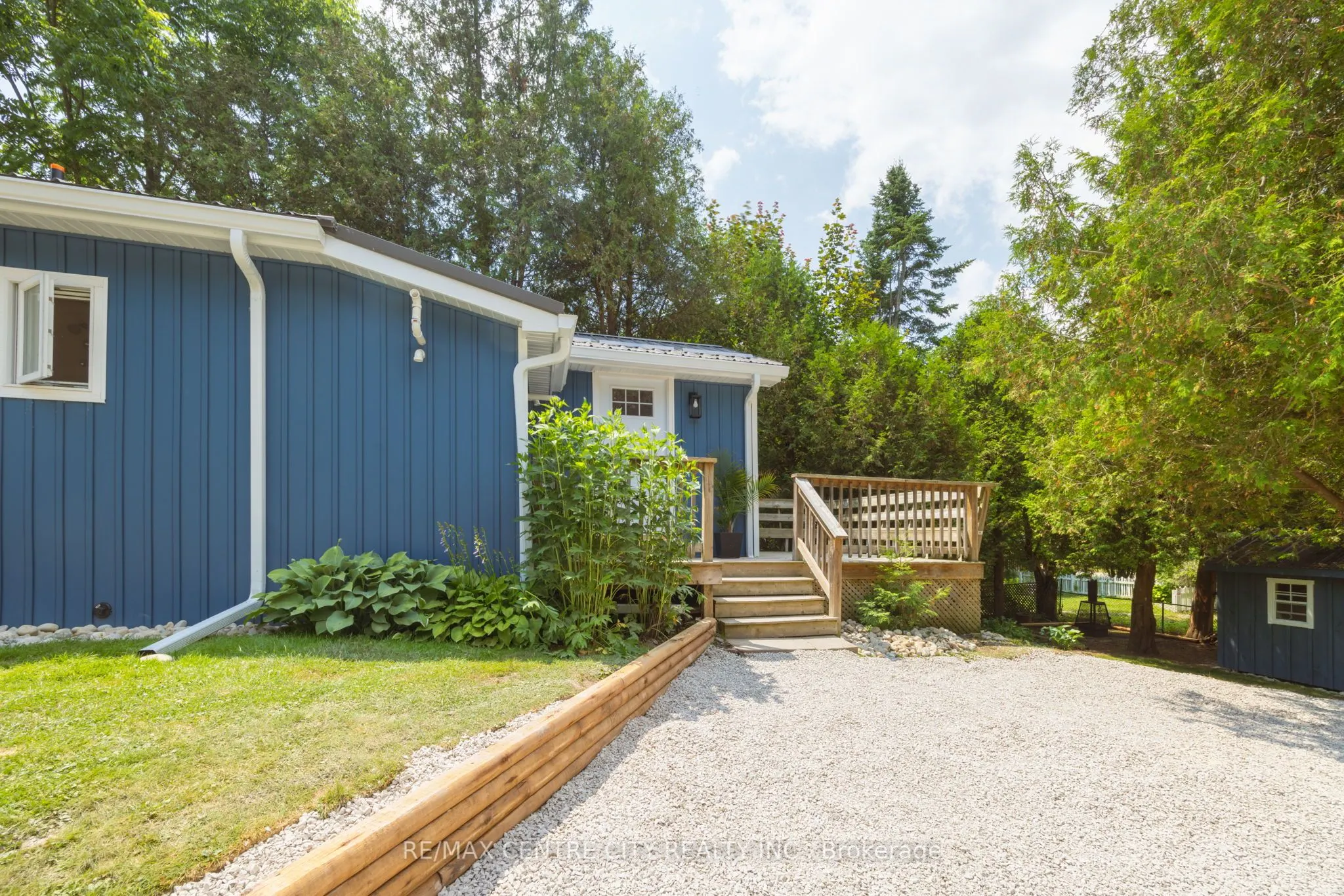 277 Charlotte Street