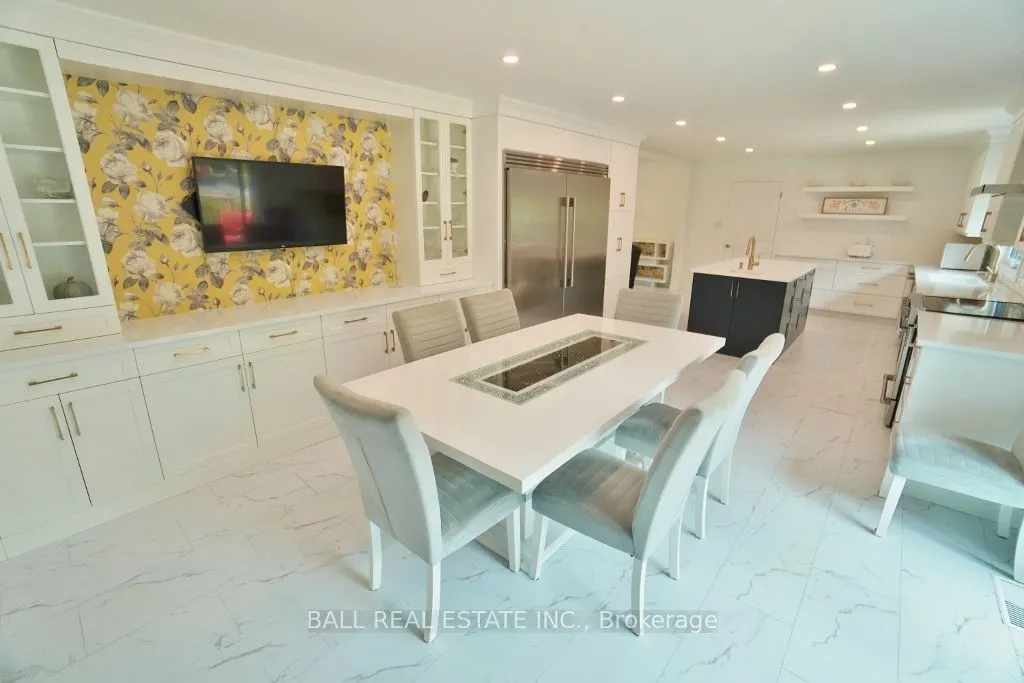 20 Musclow-Greenview Road
