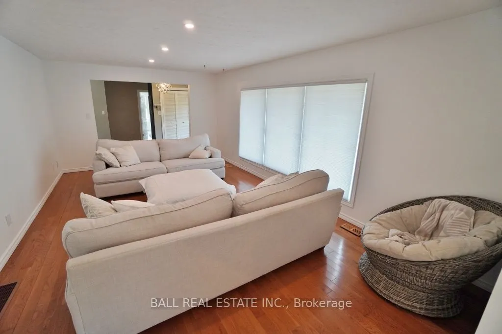 20 Musclow-Greenview Road