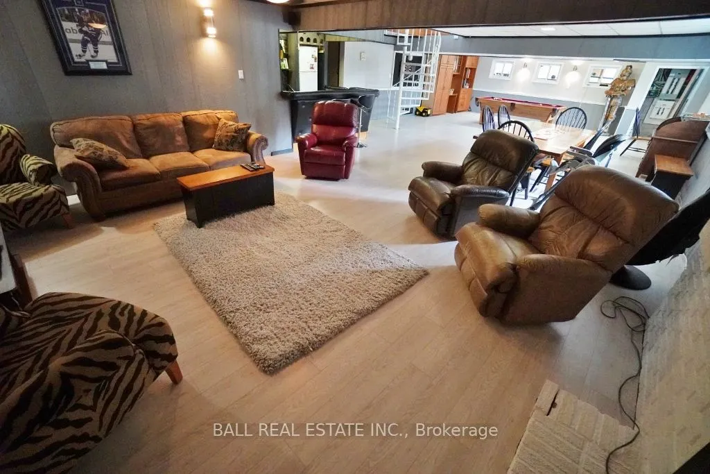 20 Musclow-Greenview Road