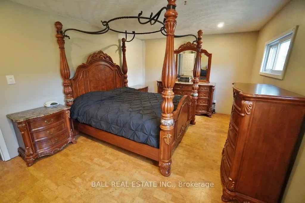 20 Musclow-Greenview Road