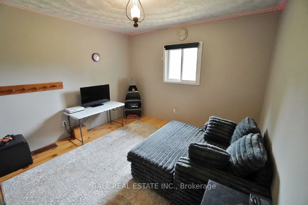 20 Musclow-Greenview Road