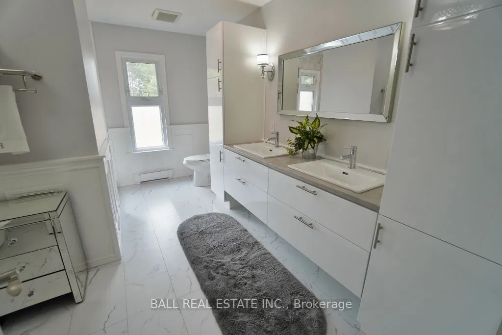 20 Musclow-Greenview Road