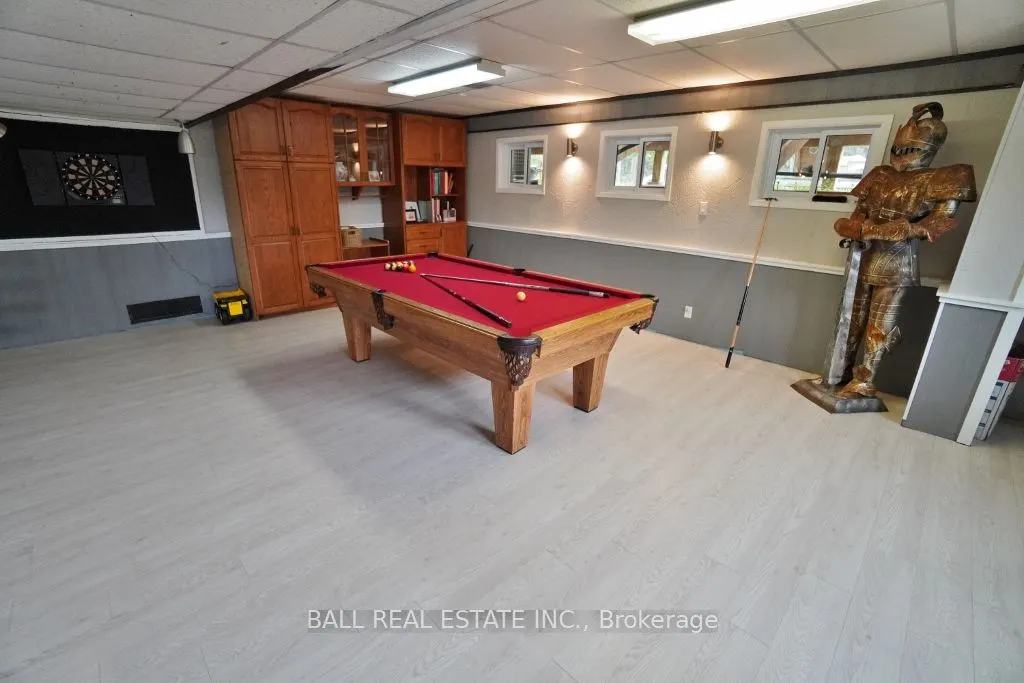 20 Musclow-Greenview Road