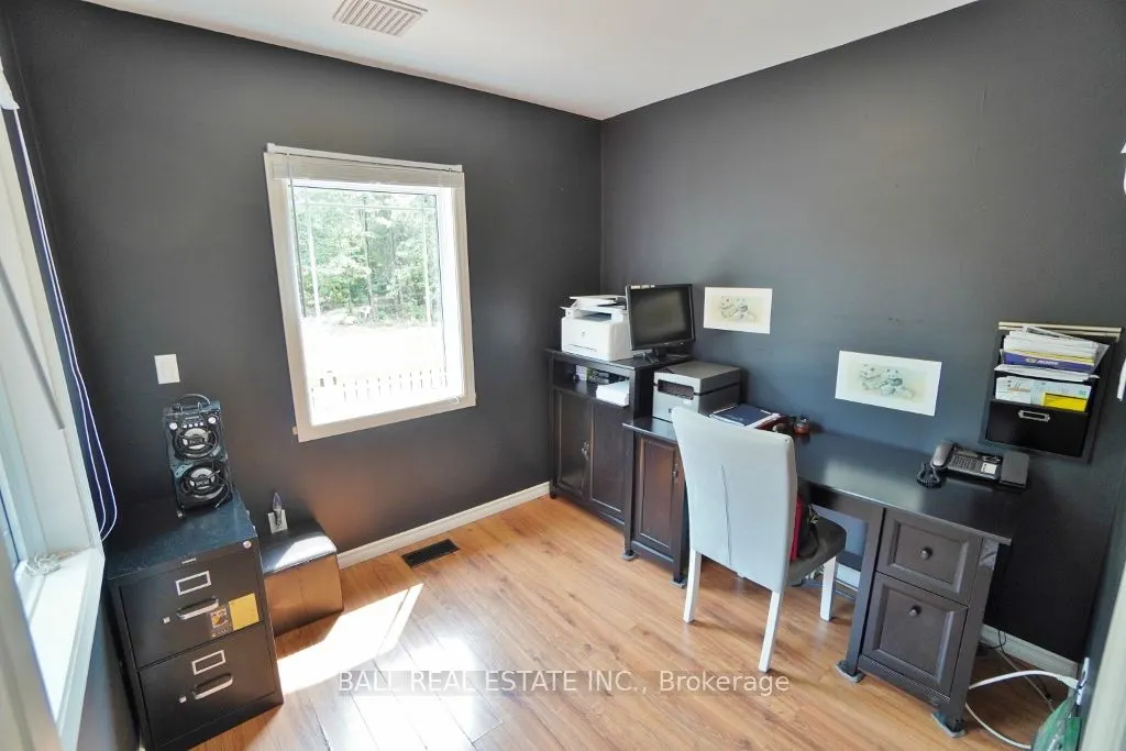 20 Musclow-Greenview Road
