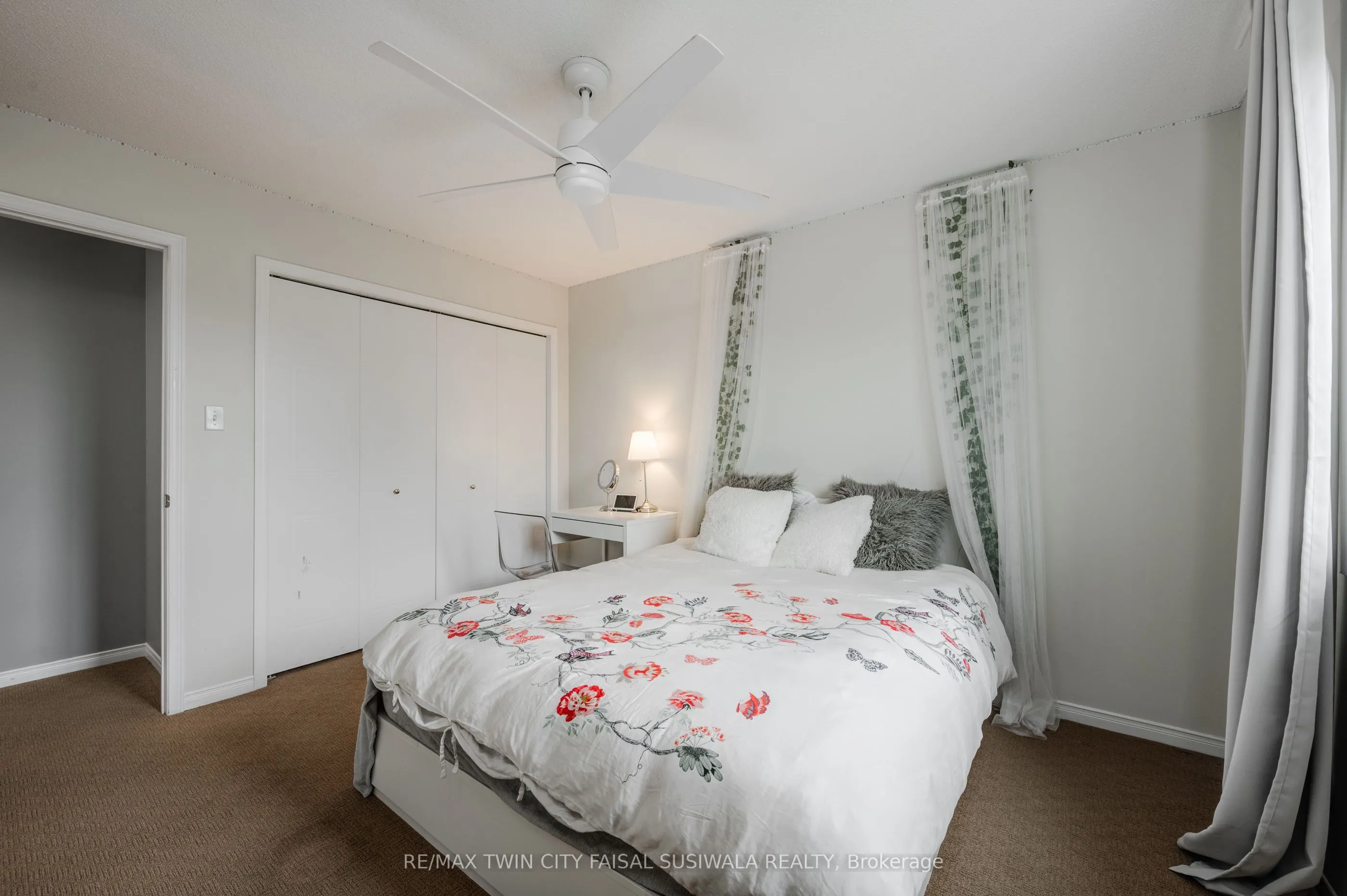 22 Pebblecreek Drive