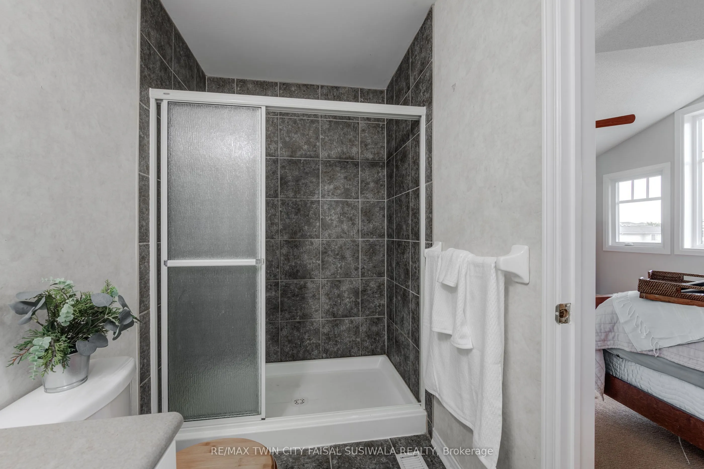 22 Pebblecreek Drive