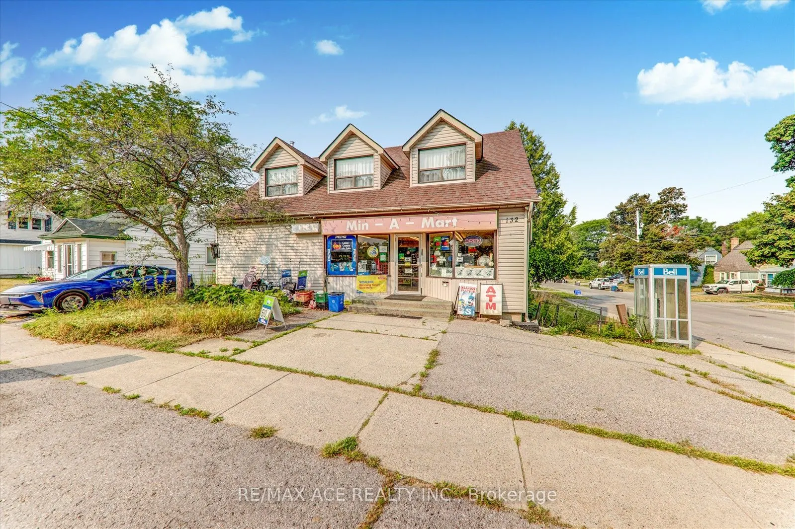 132 Victoria Street N