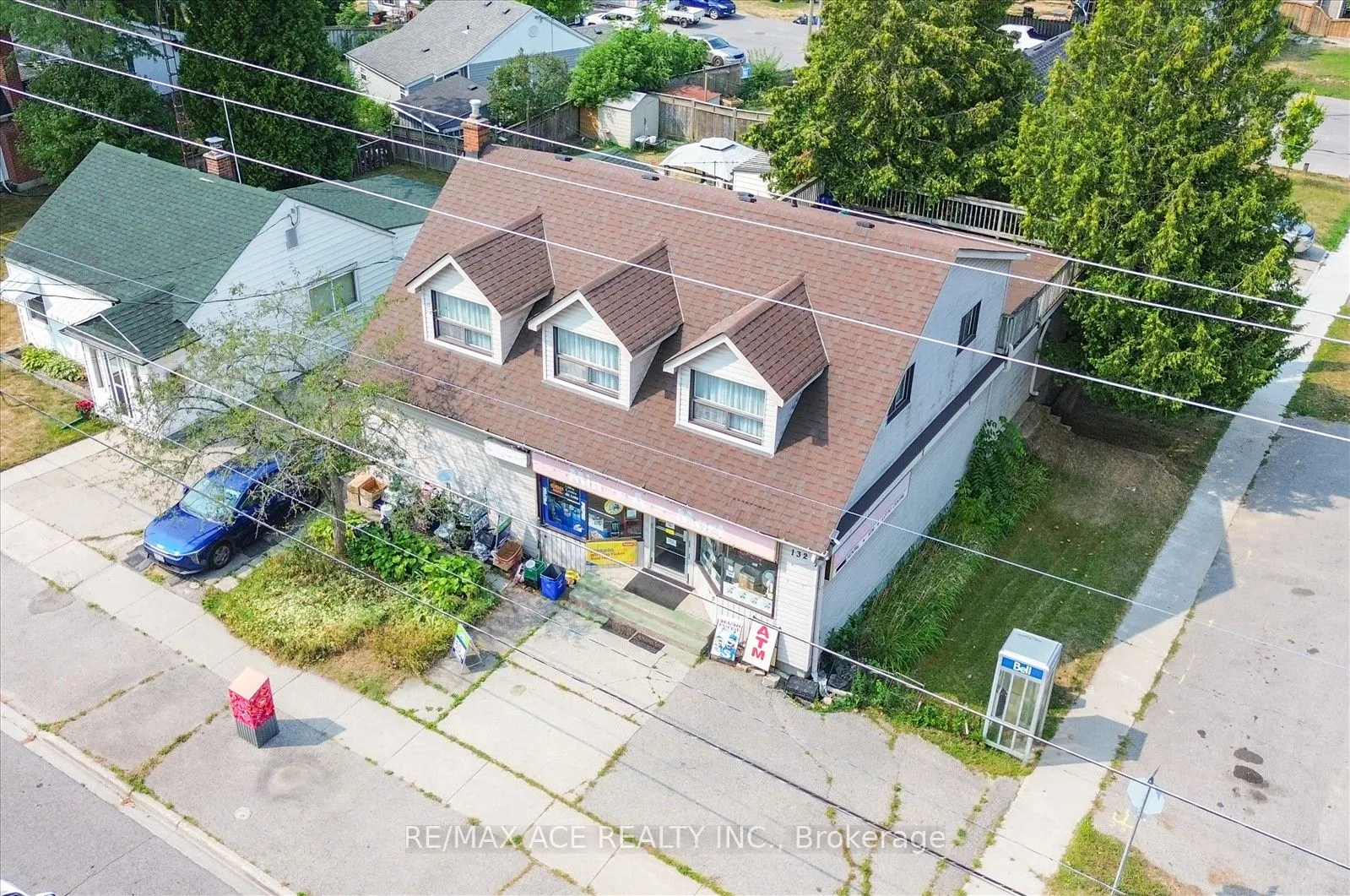 132 Victoria Street N