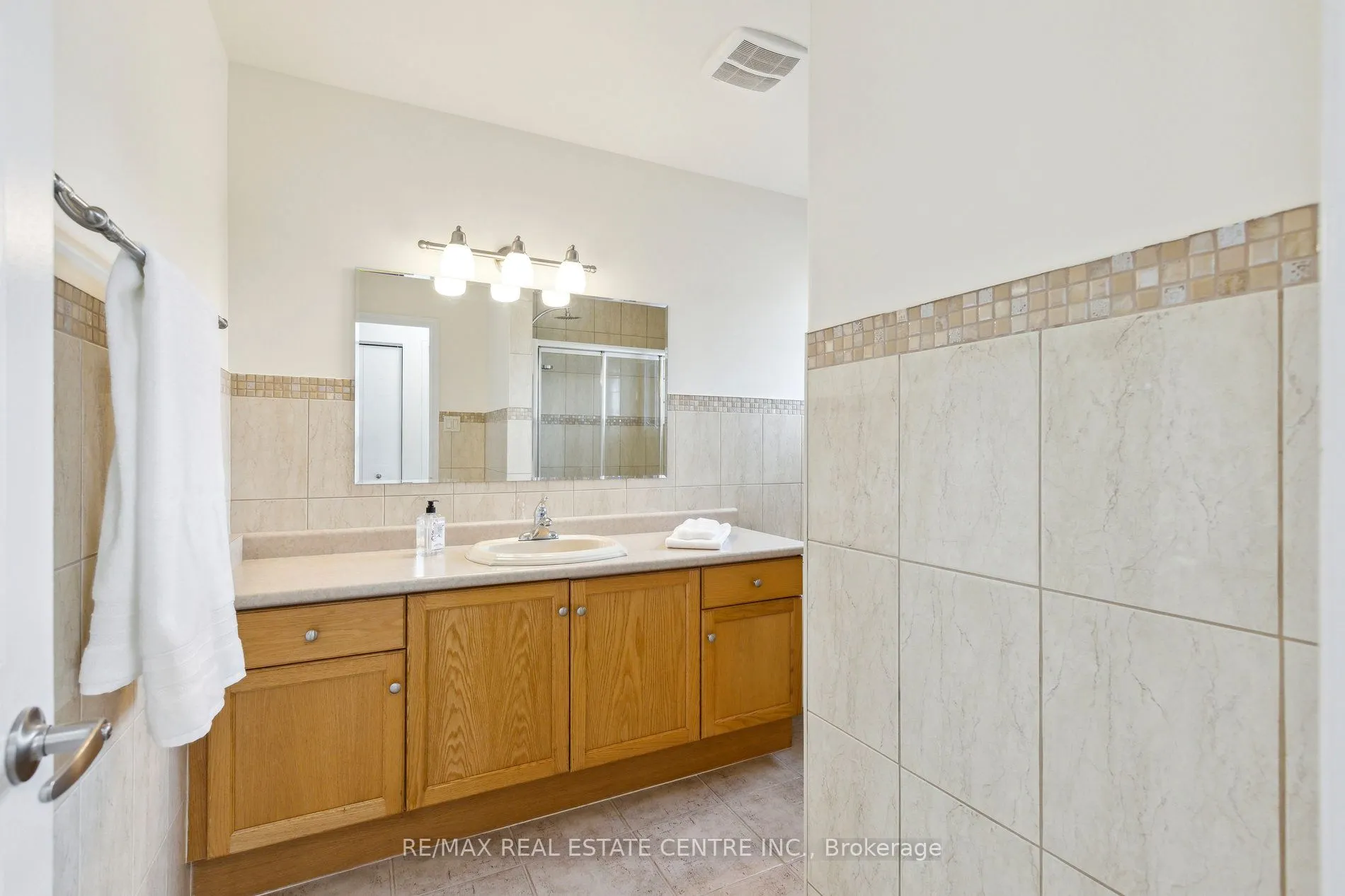 1 Silversmith Court