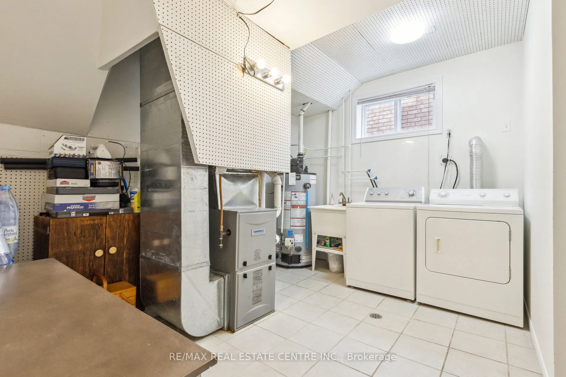 1 Silversmith Court