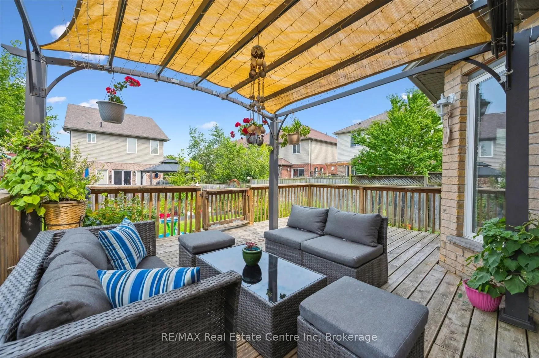 24 WILKIE Crescent